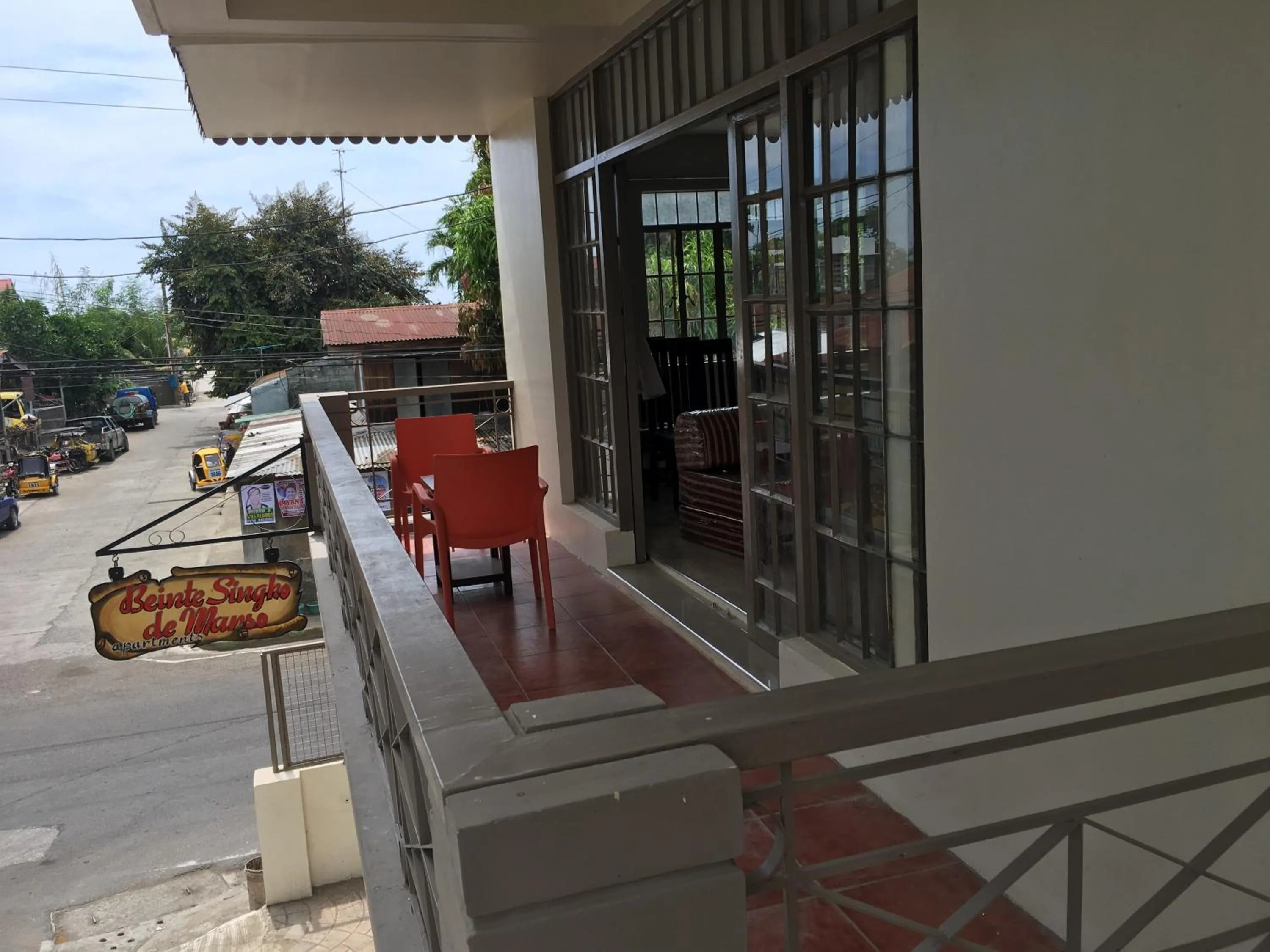 Patio in Beinte Singko de Marso Apartments