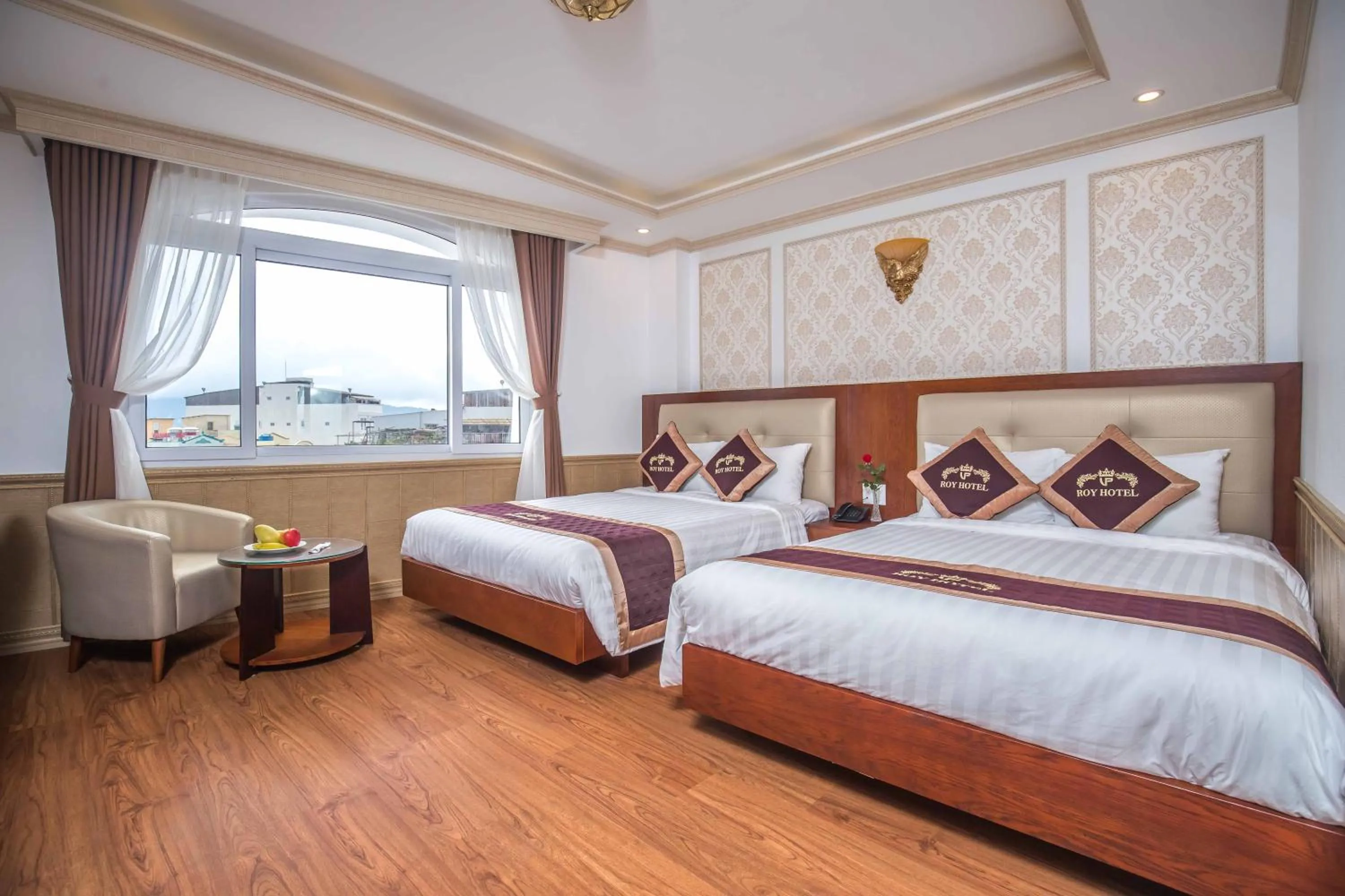 Photo of the whole room, Bed in Roy Dala Hotel