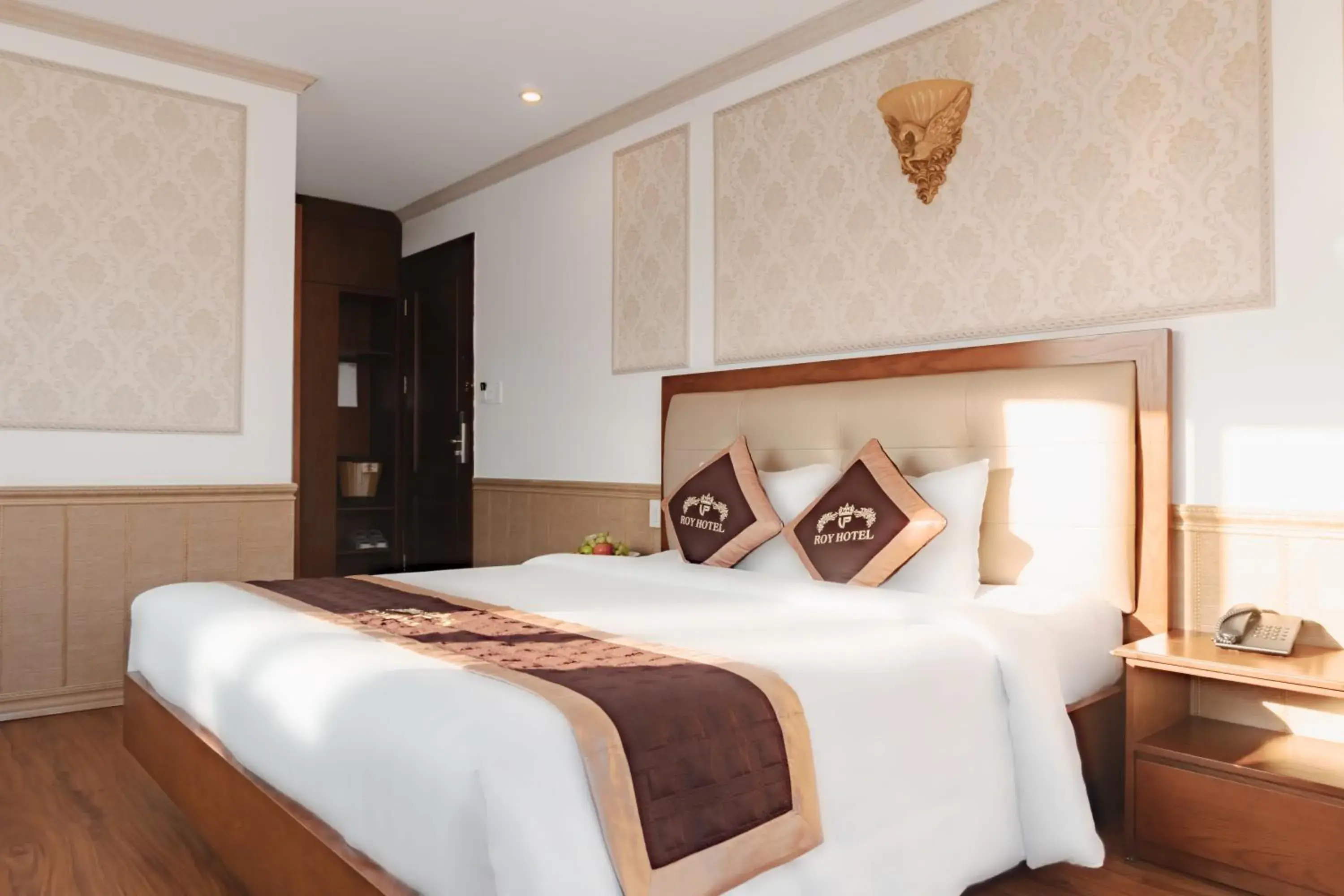 Bedroom, Bed in Roy Dala Hotel Bedroom, Bed in Roy Dala Hotel