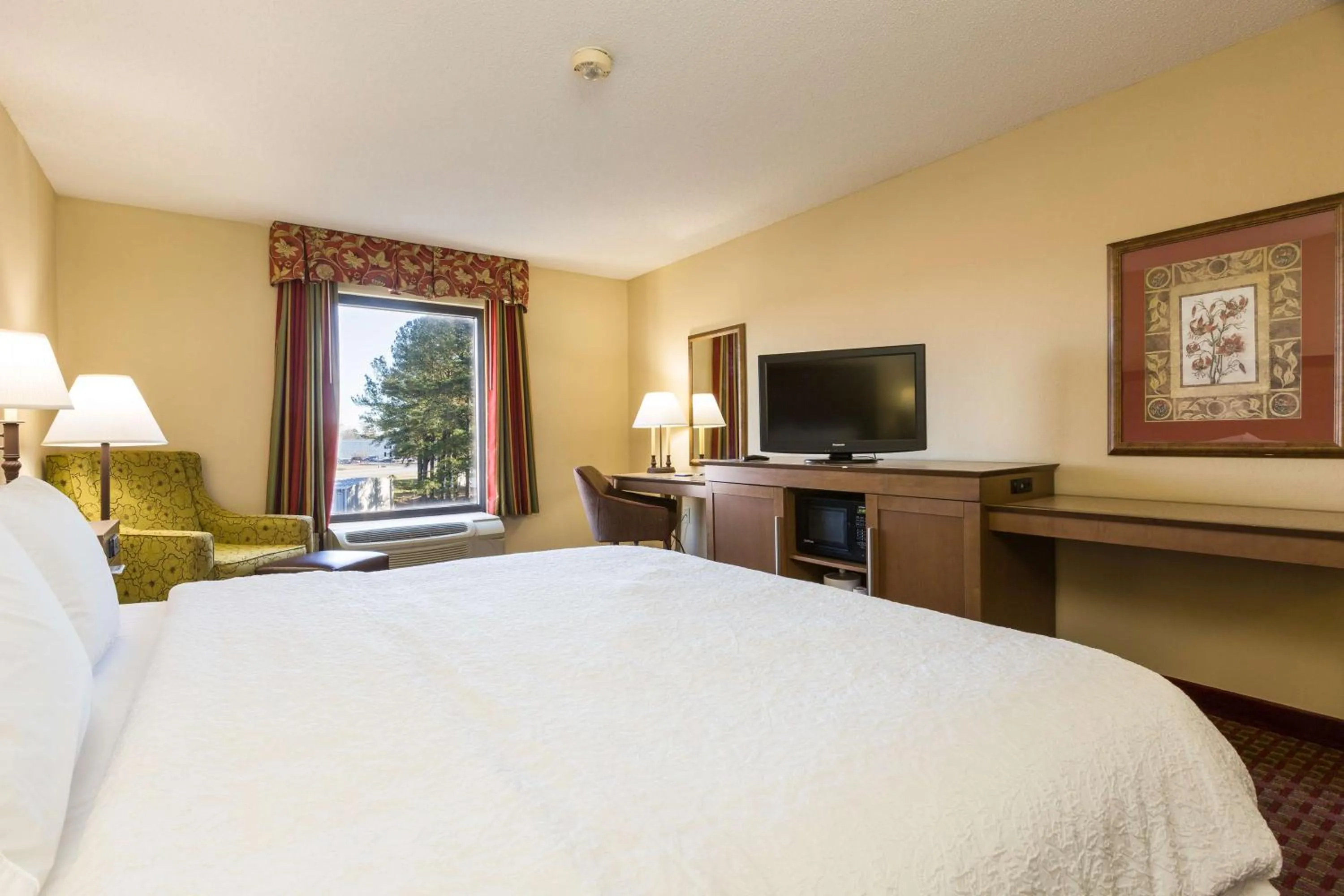 Bed in Hampton Inn Washington