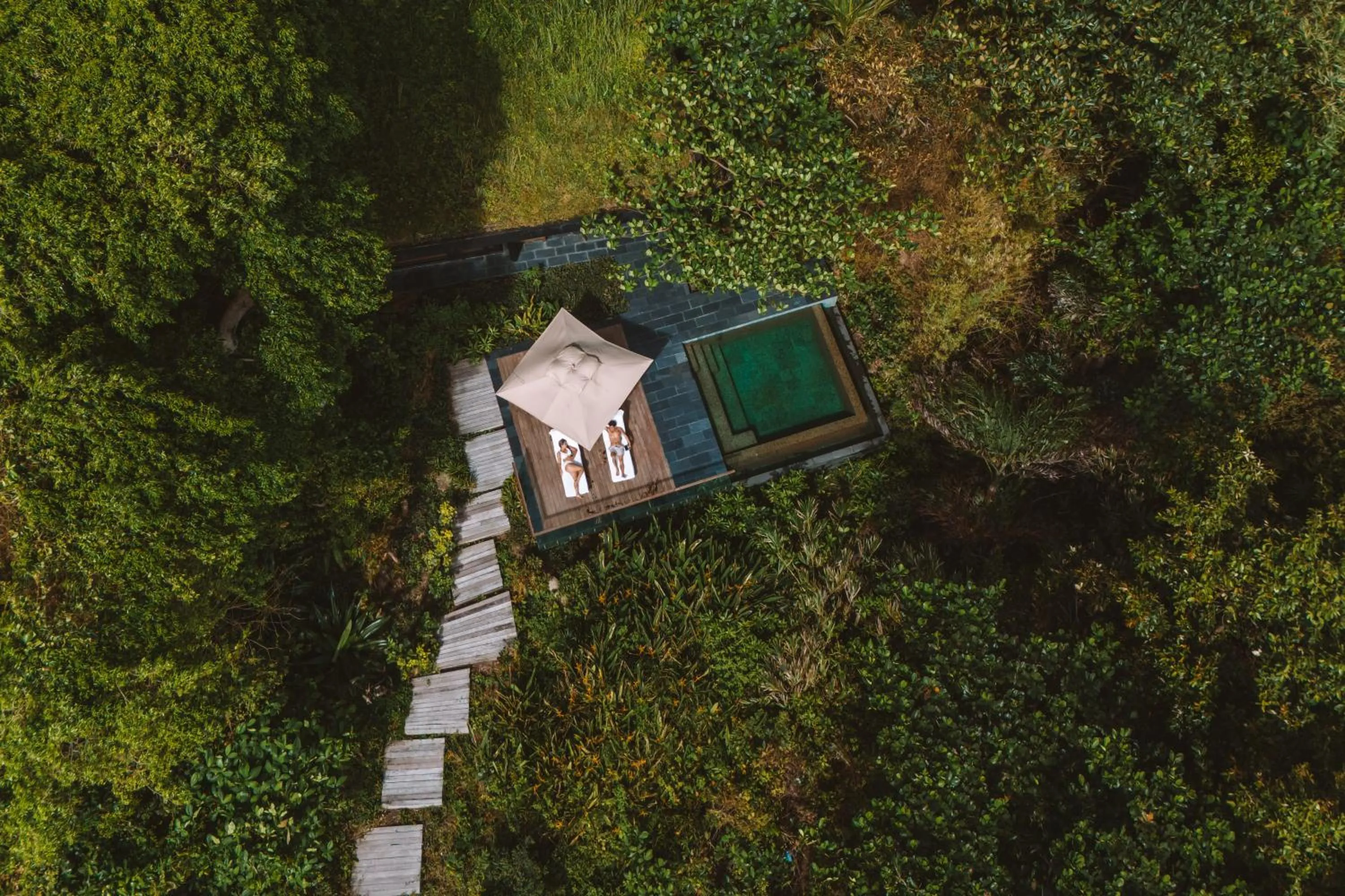 Swimming pool in Six Senses Krabey Island