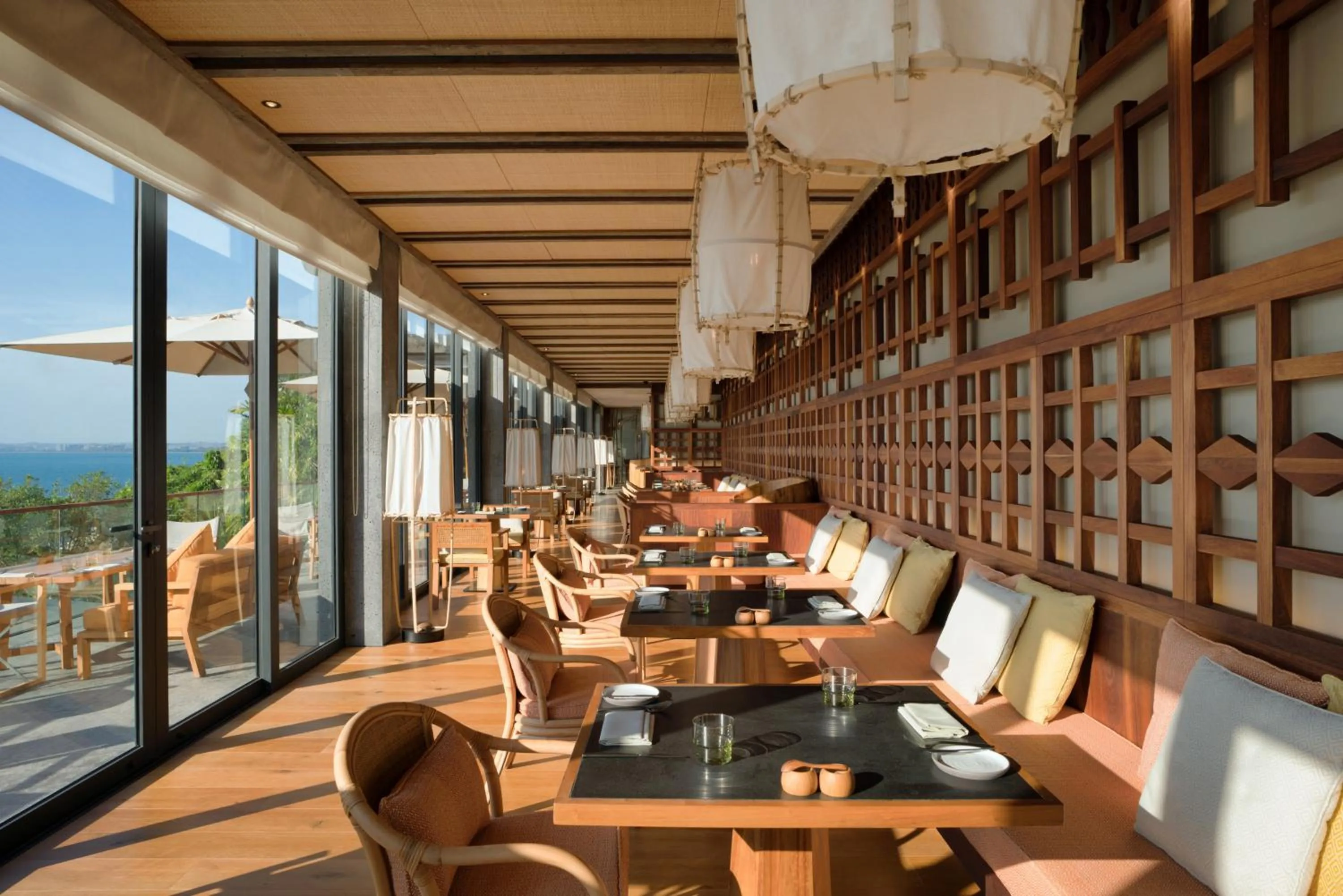 Restaurant/places to eat in Six Senses Krabey Island