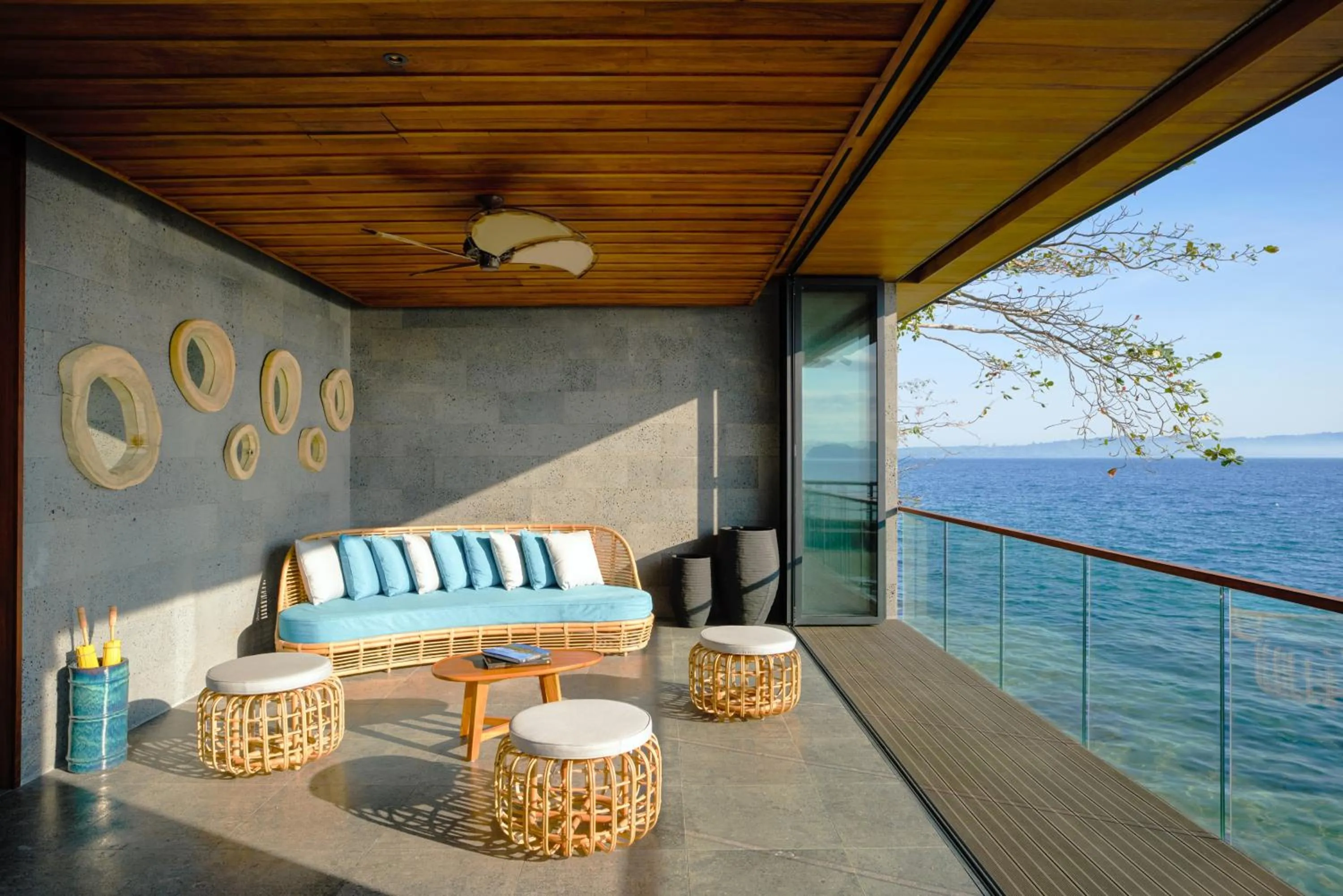 Lobby or reception in Six Senses Krabey Island