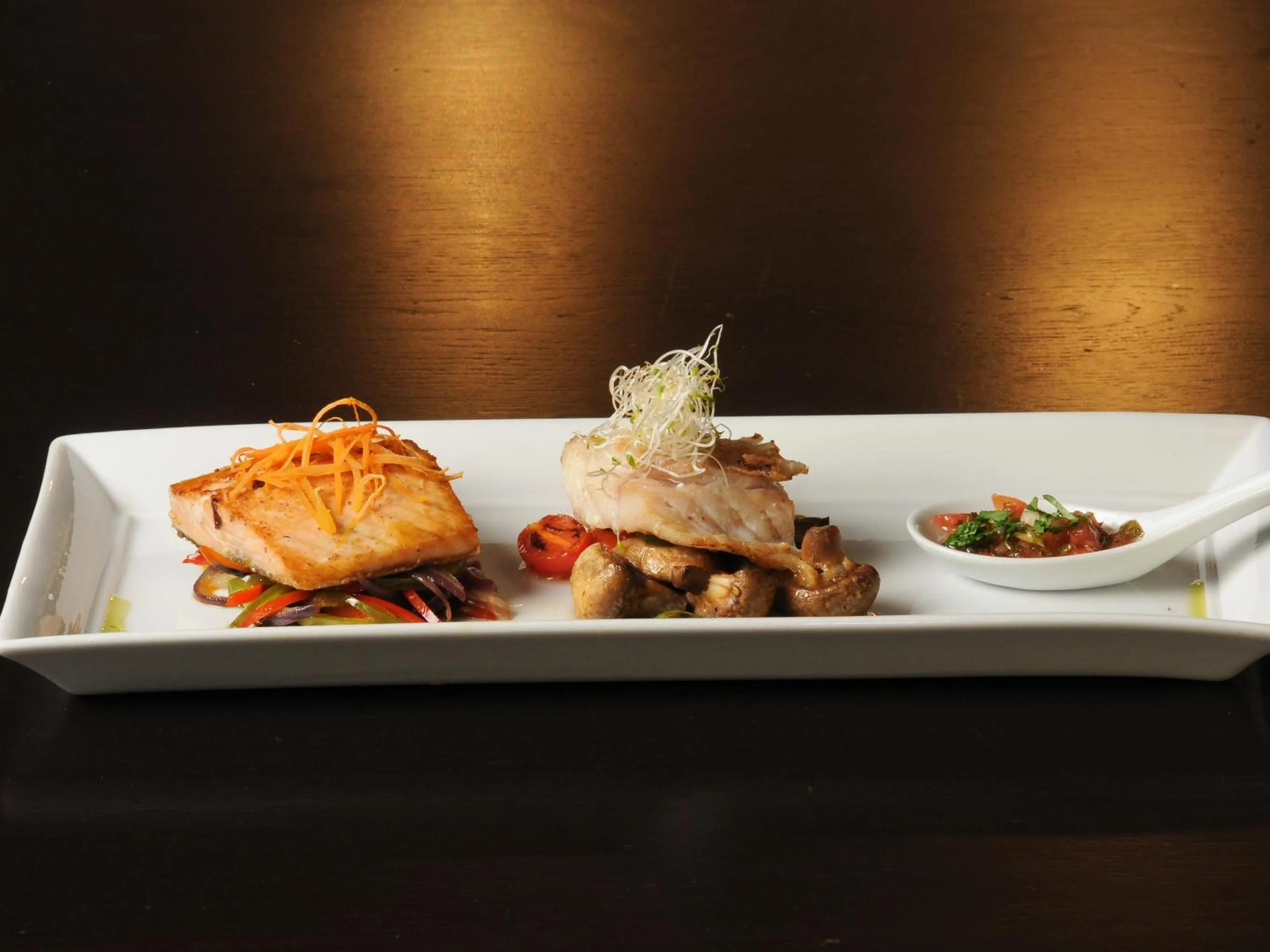 Restaurant/places to eat in Hotel Del Bono Park