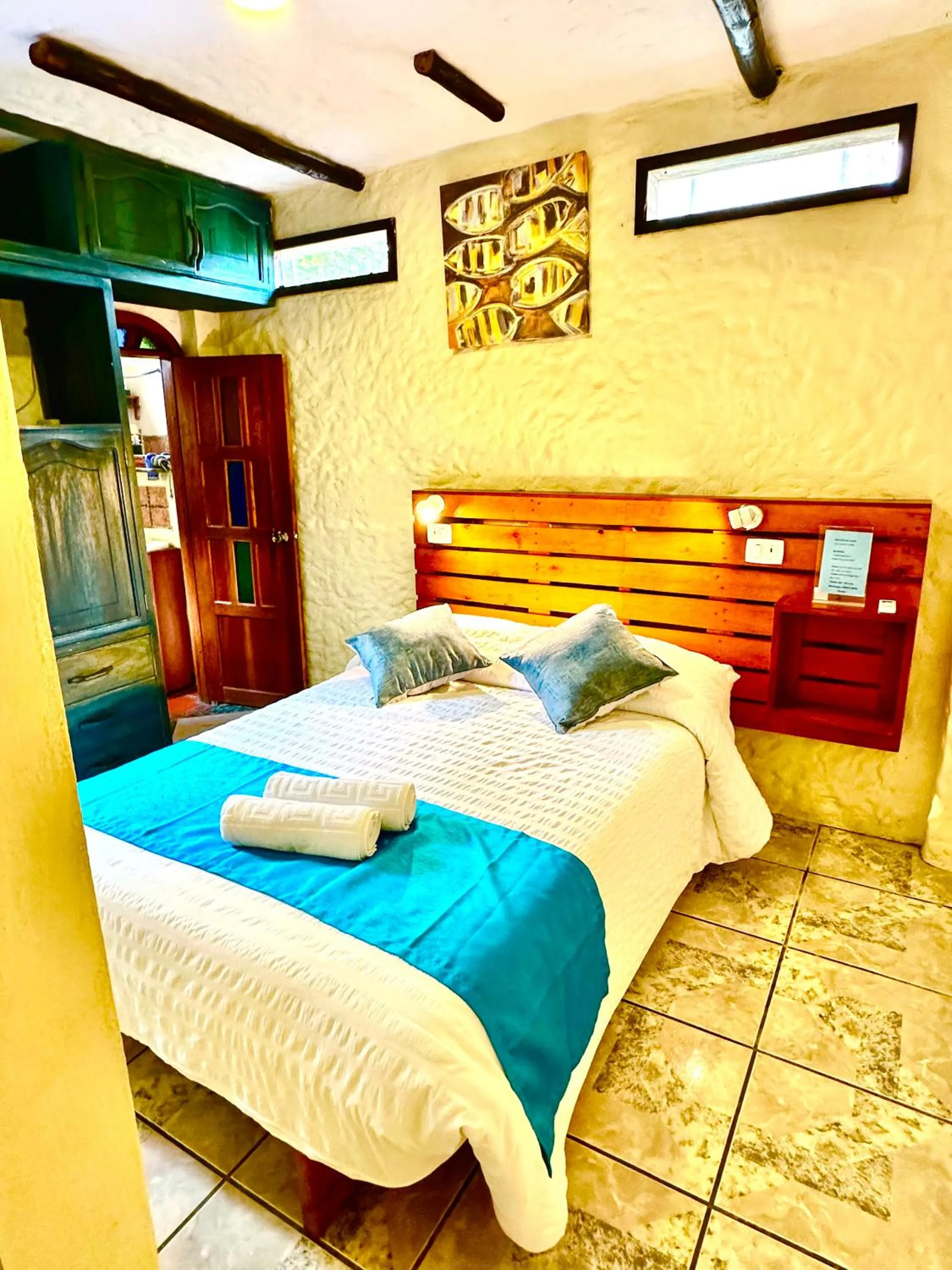 Bedroom, Bed in Casa del Lago Lodging House