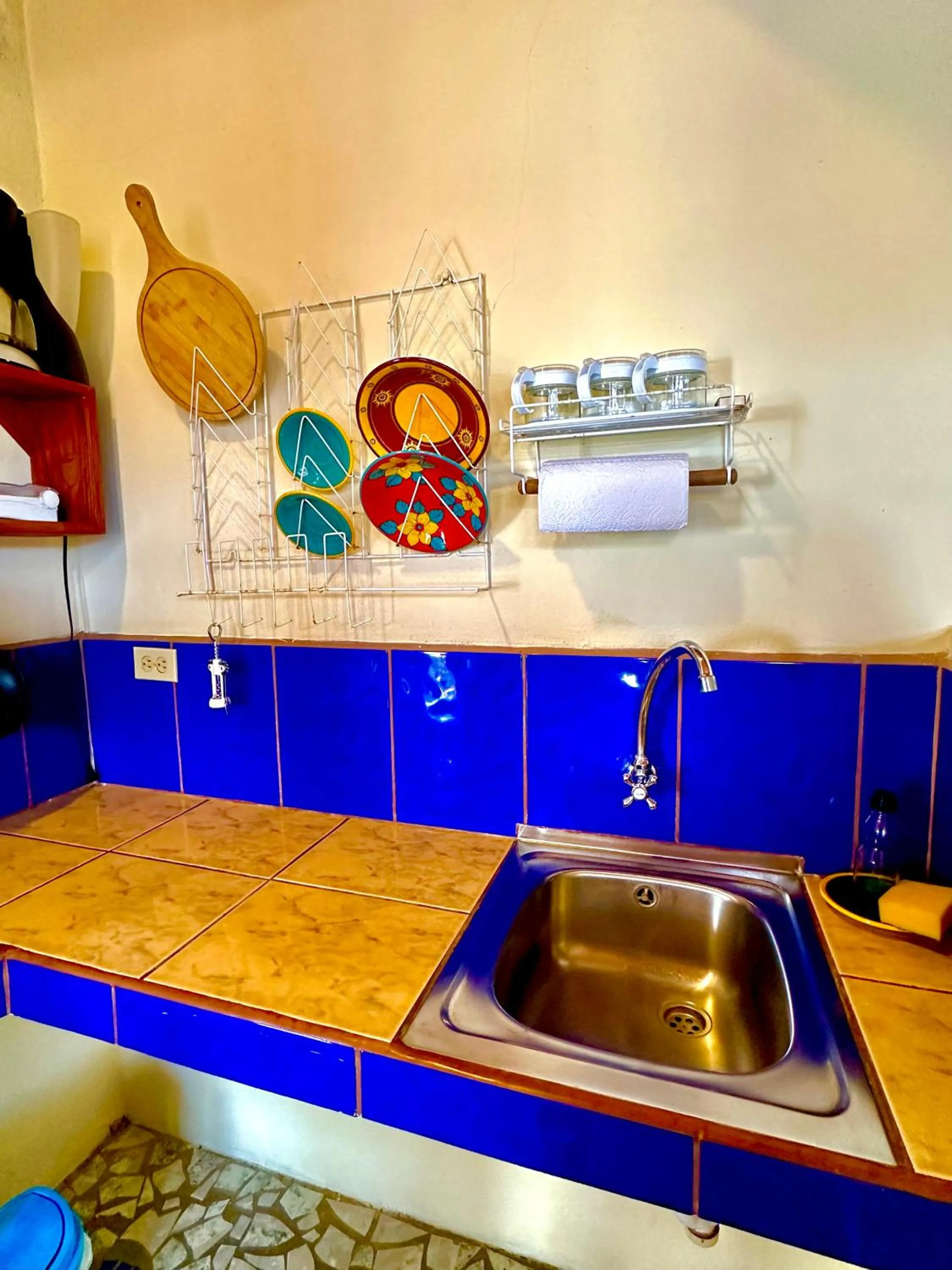 Kitchen or kitchenette in Casa del Lago Lodging House