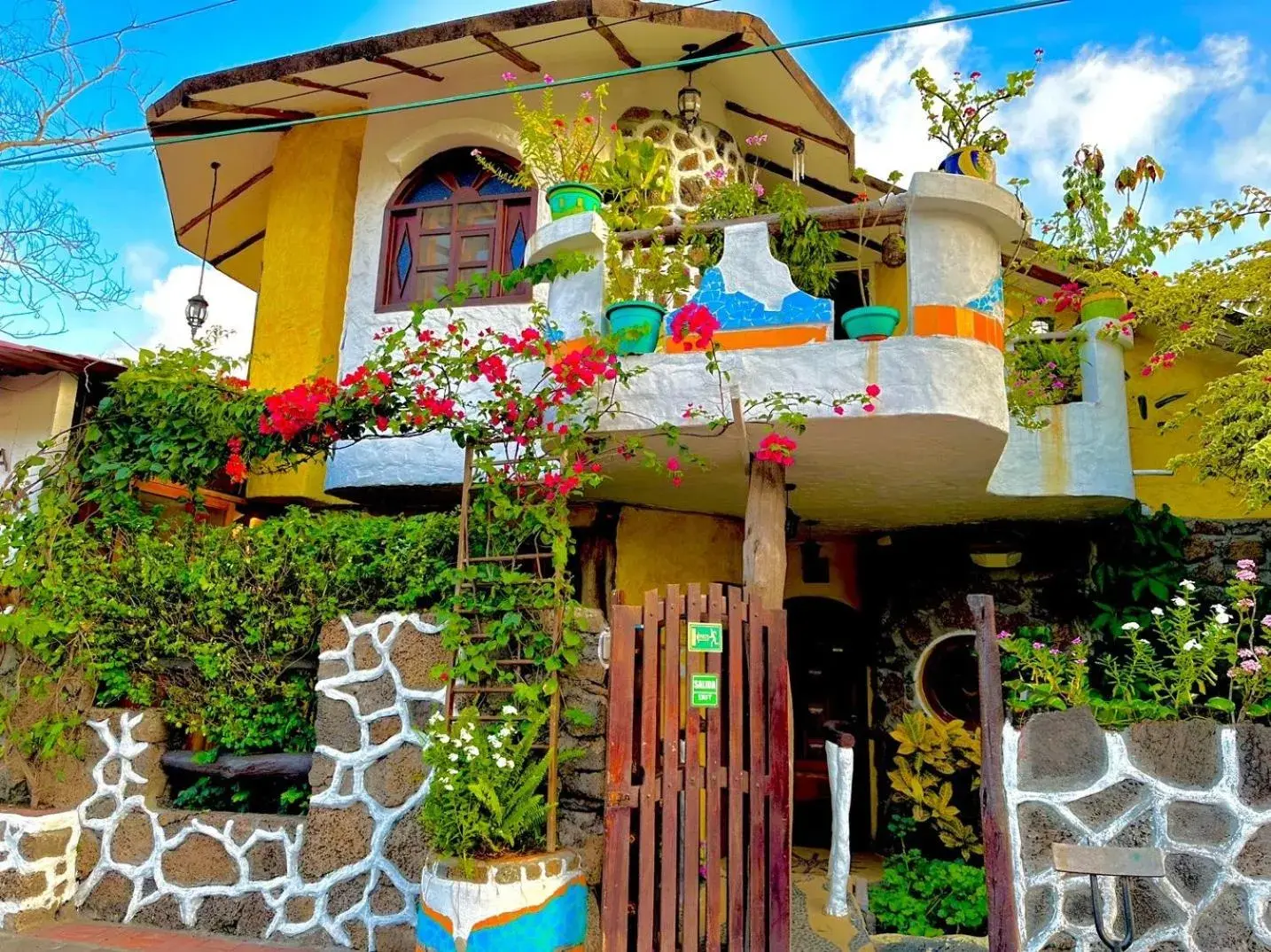 Property building in Casa del Lago Lodging House Property building in Casa del Lago Lodging House