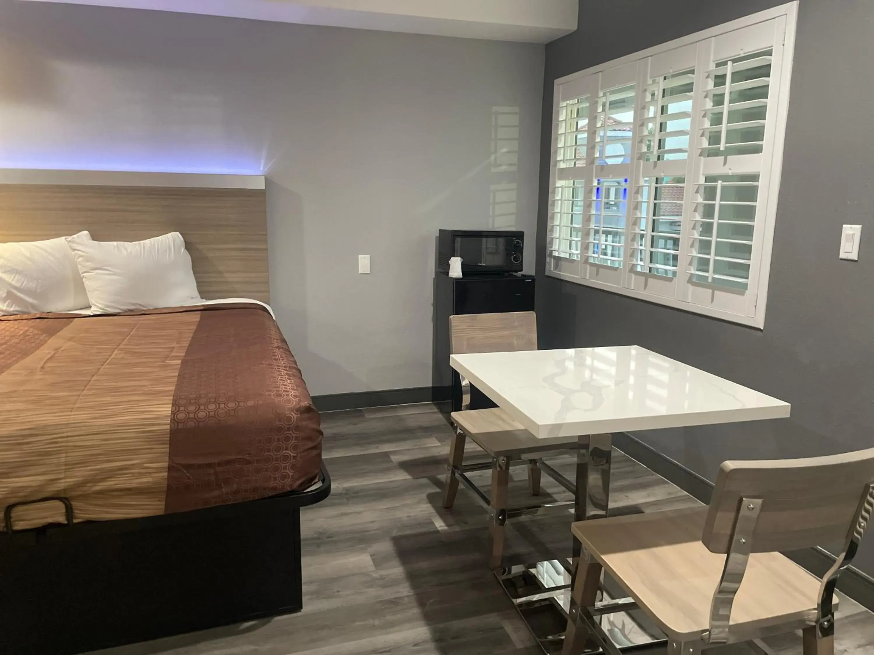 Bedroom, Bed in Travelodge by Wyndham Whittier Bedroom, Bed in Travelodge by Wyndham Whittier