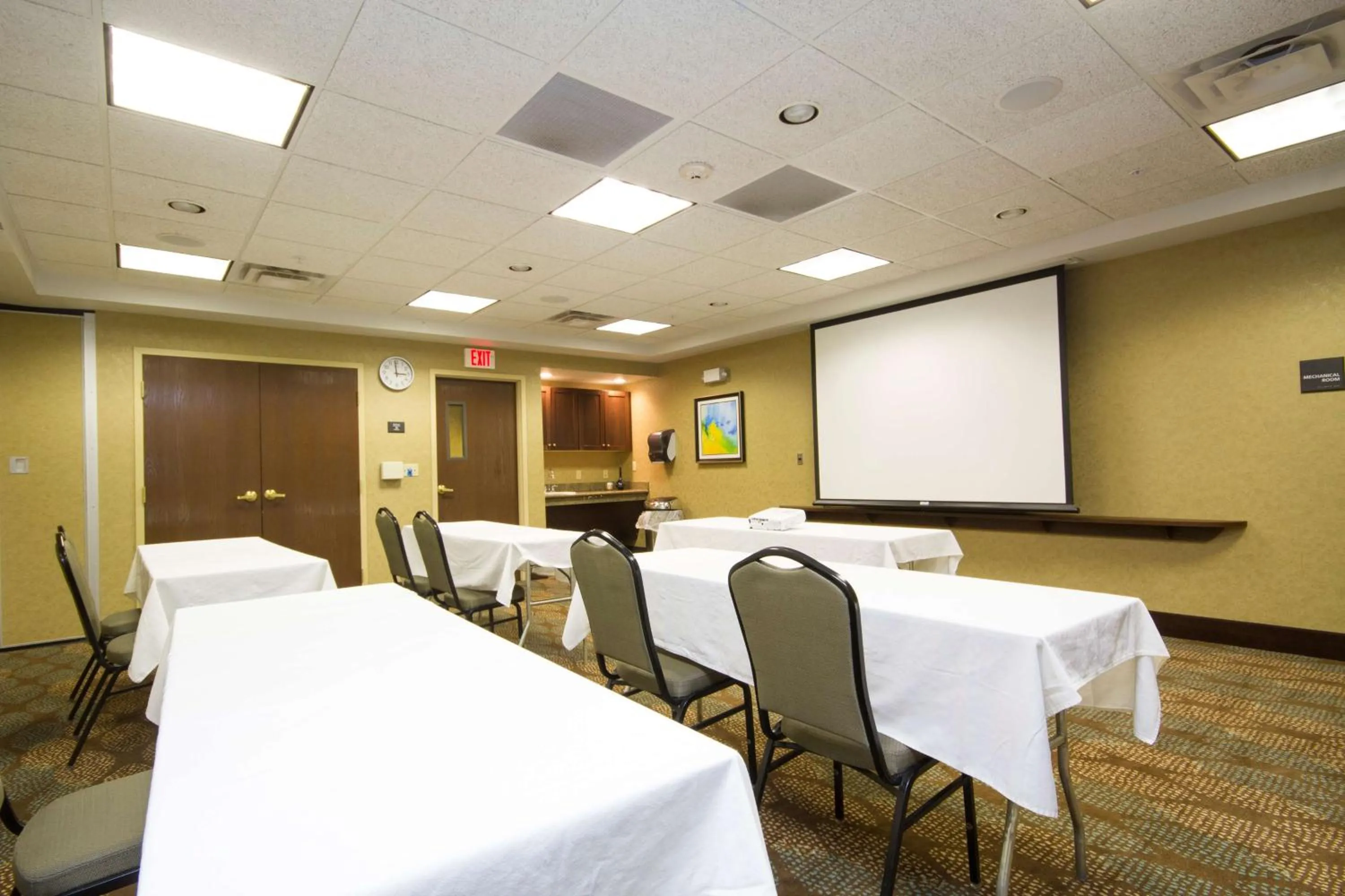 Meeting/conference room in Hampton Inn Marshall