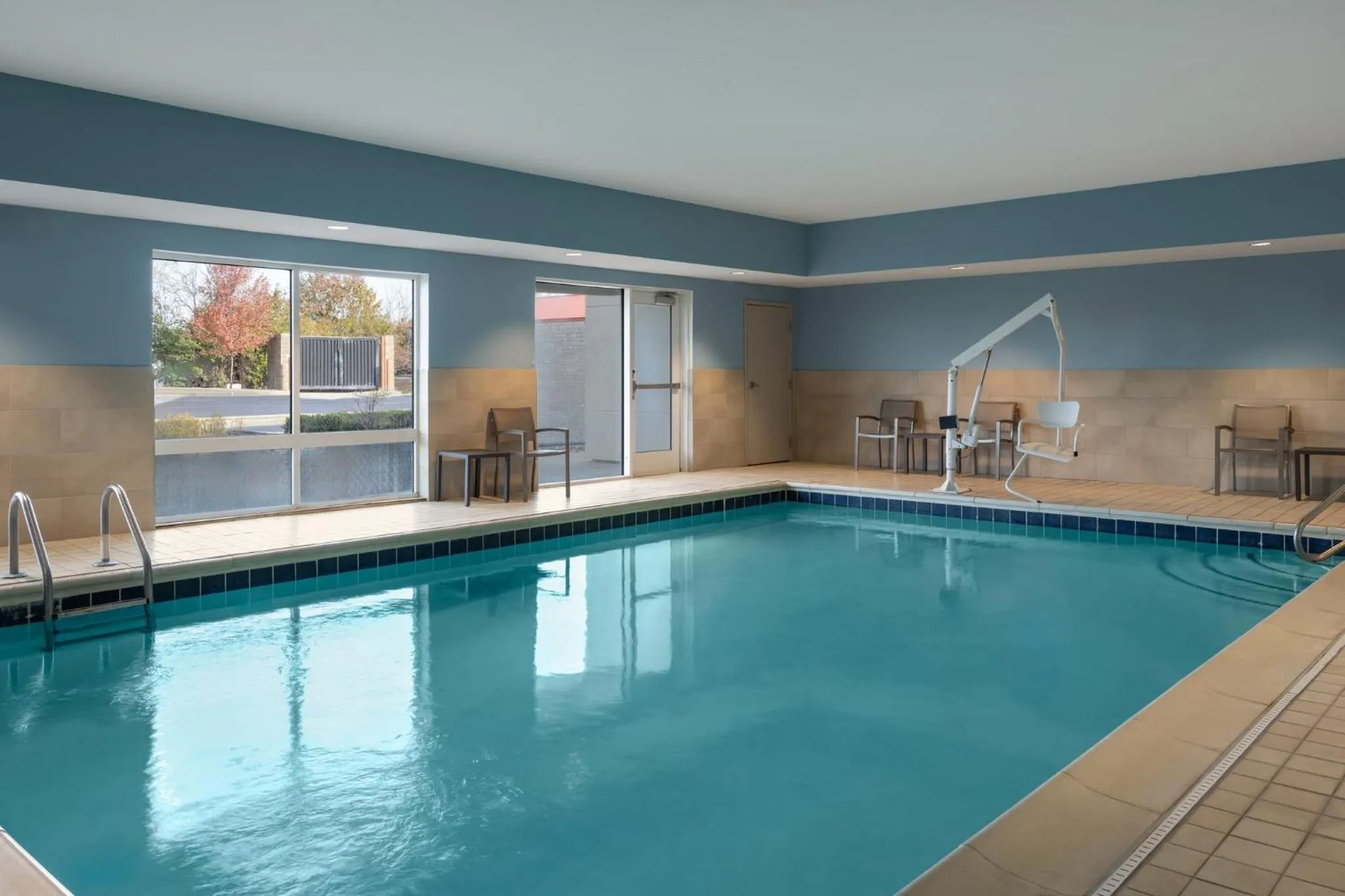 Swimming pool in Holiday Inn Express & Suites Mt Sterling North by IHG