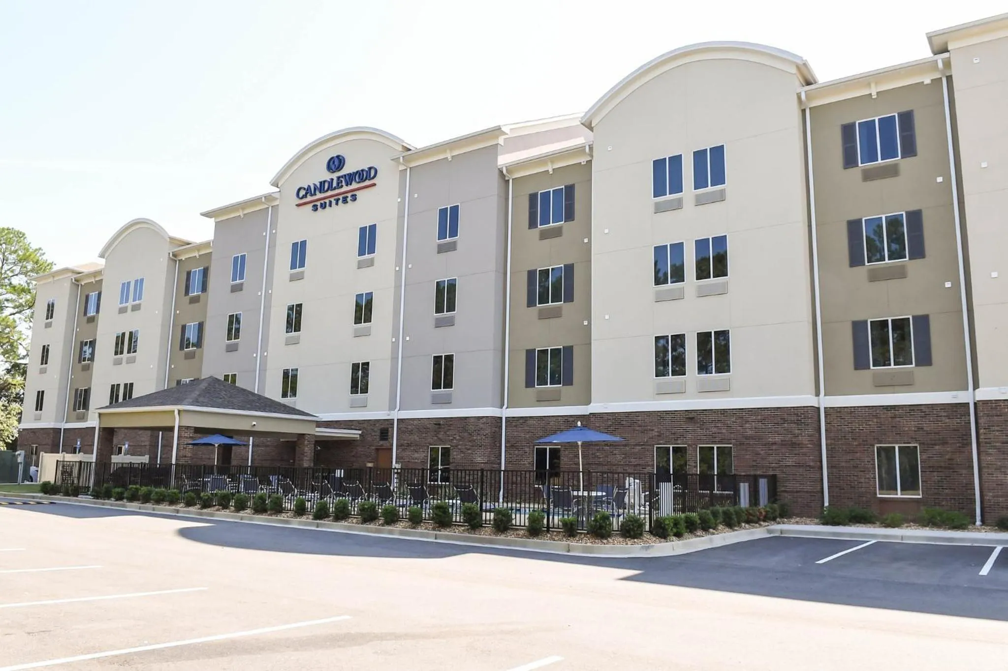 Property building in Candlewood Suites Valdosta Mall by IHG