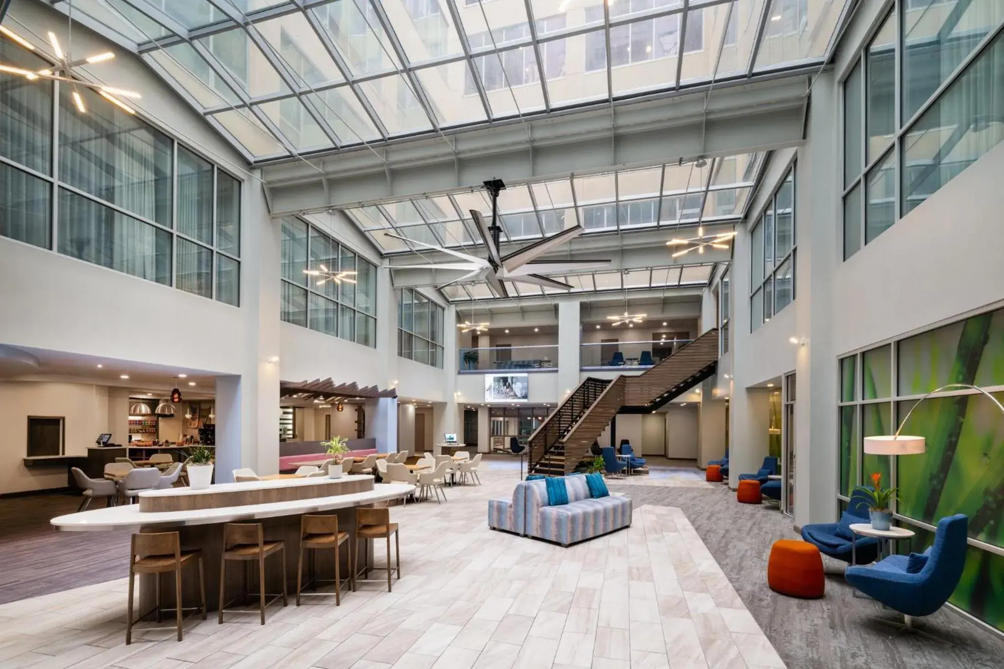 Property building in EVEN Hotel Pittsburgh Downtown by IHG Property building in EVEN Hotel Pittsburgh Downtown by IHG