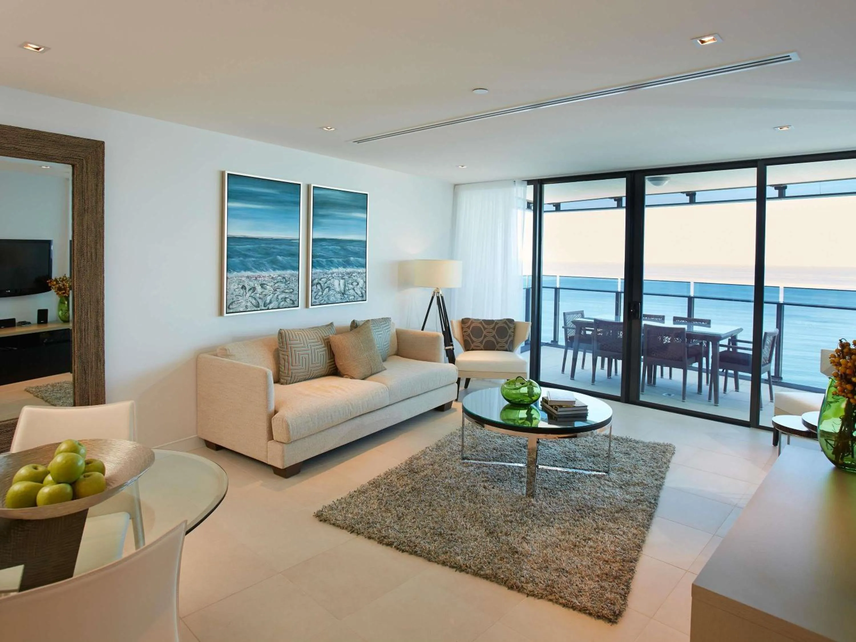 Bedroom in Peppers Soul Surfers Paradise