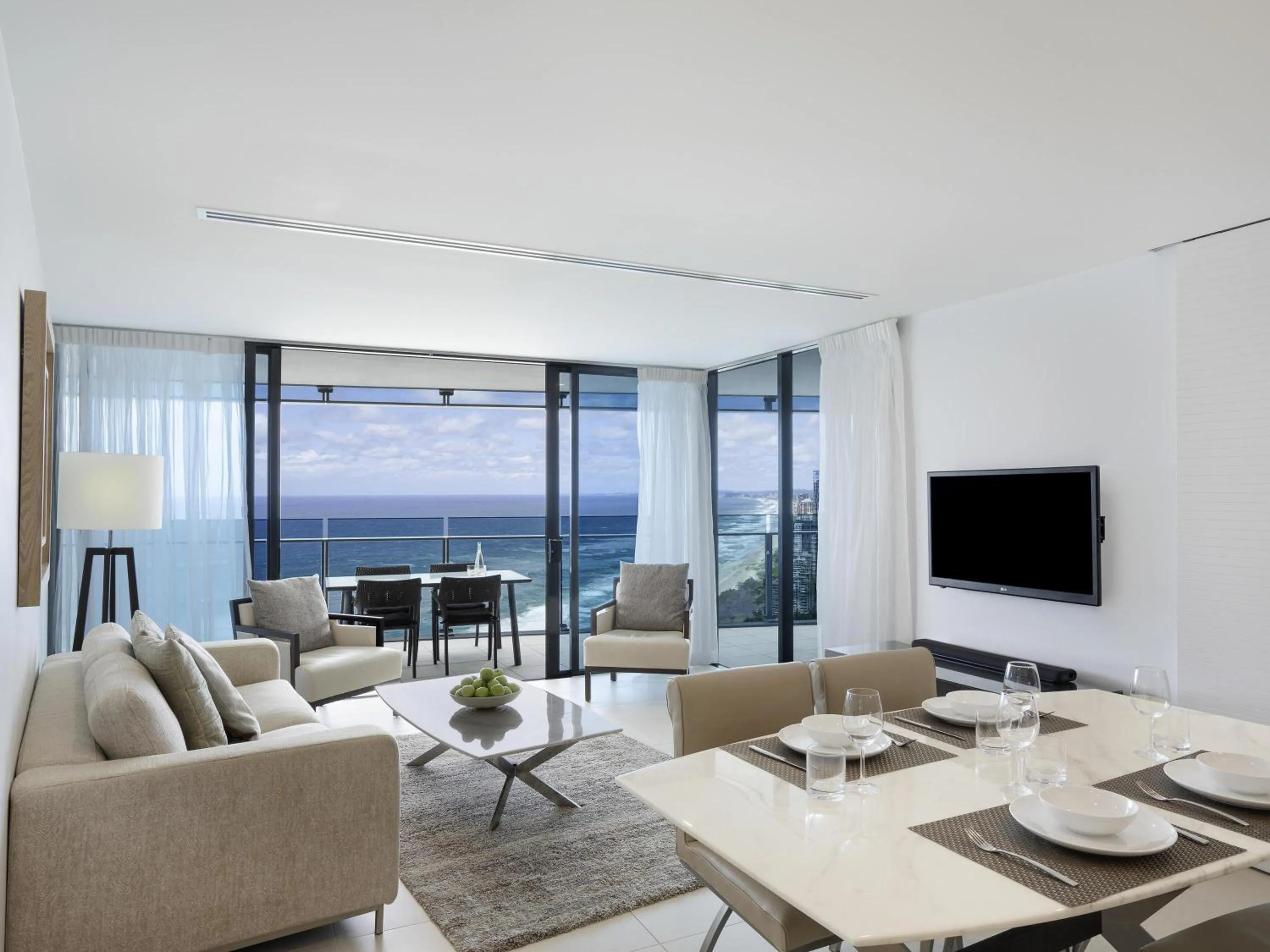 Bedroom in Peppers Soul Surfers Paradise