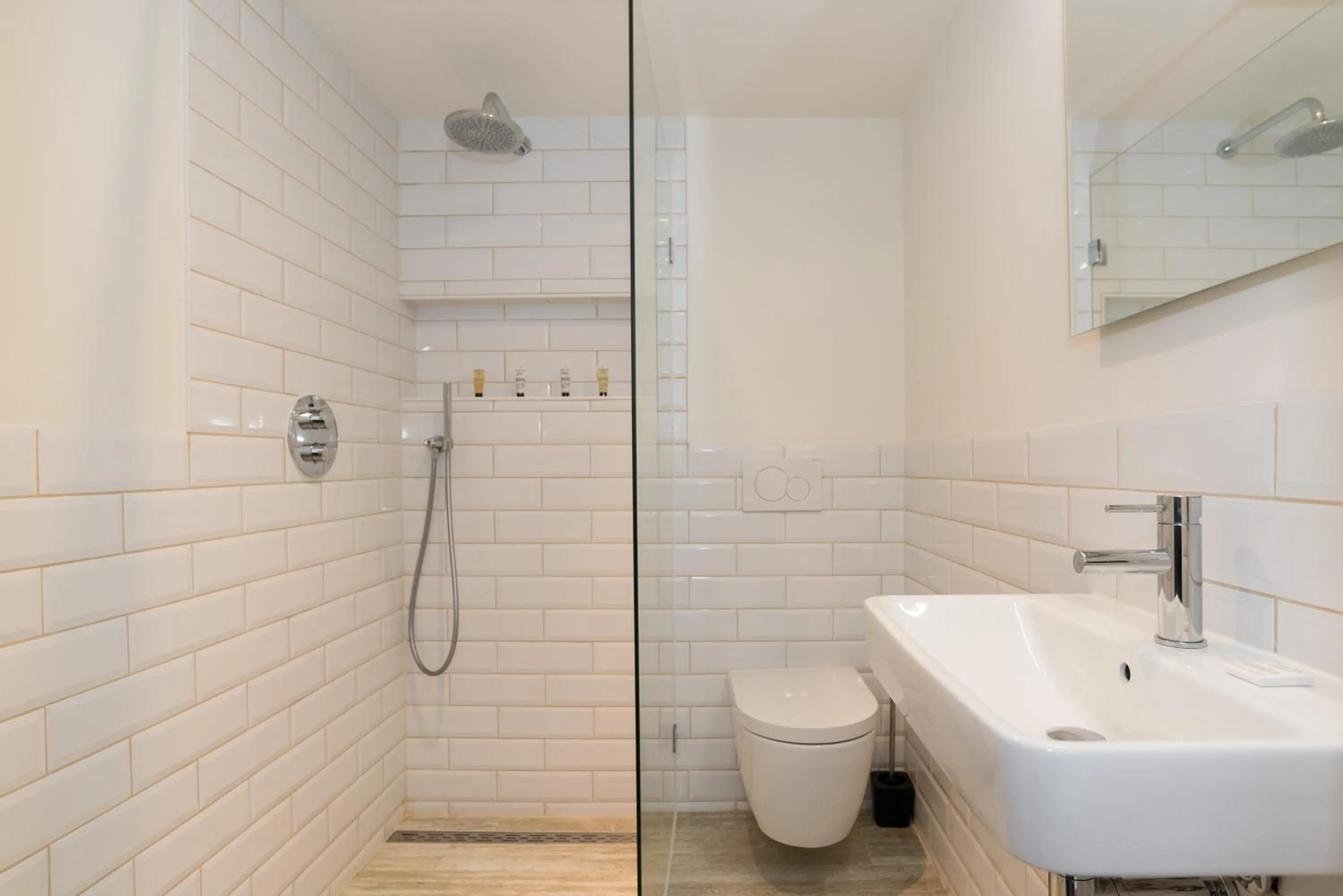 Bathroom in TWENTY FIVE Rooms