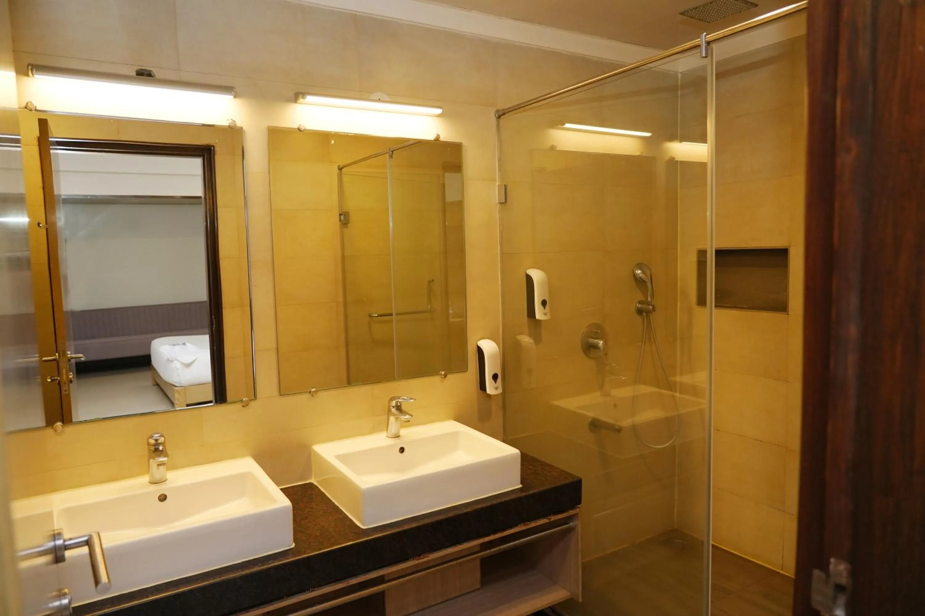 Bathroom in Purple Cloud Hotel