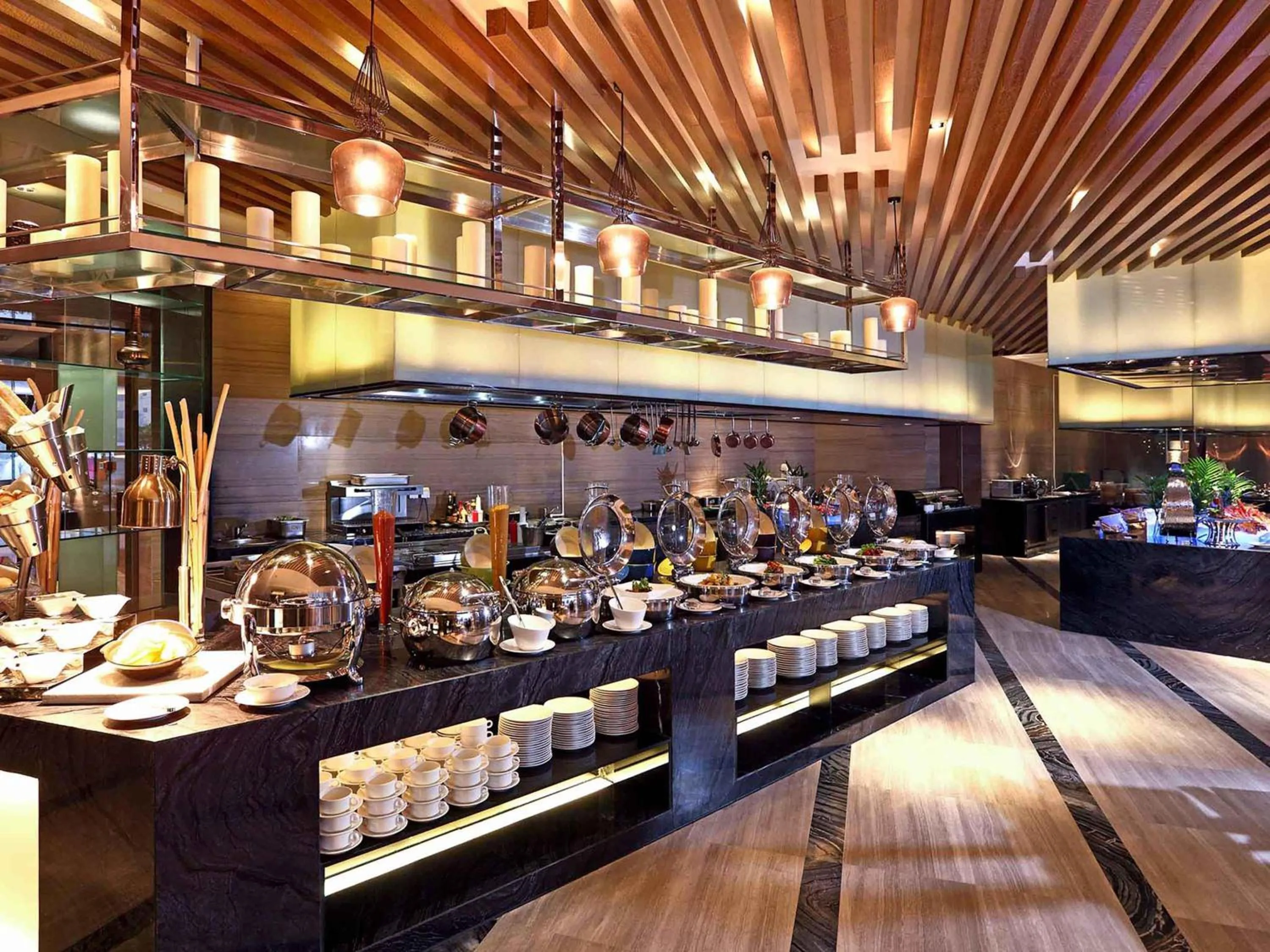 Restaurant/places to eat in Grand Mercure Jinan Sunshine