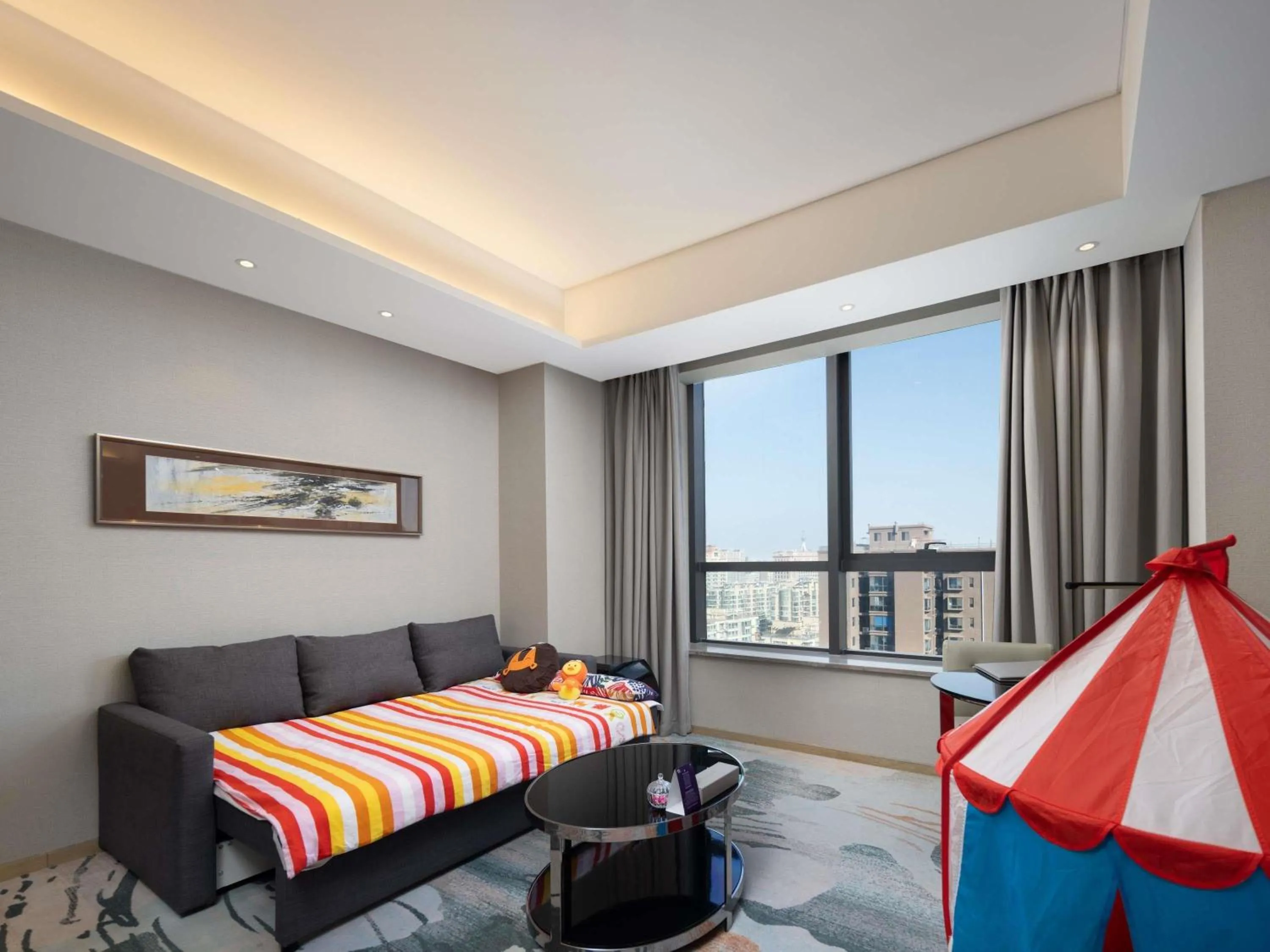 Bedroom, Bed in Grand Mercure Jinan Sunshine