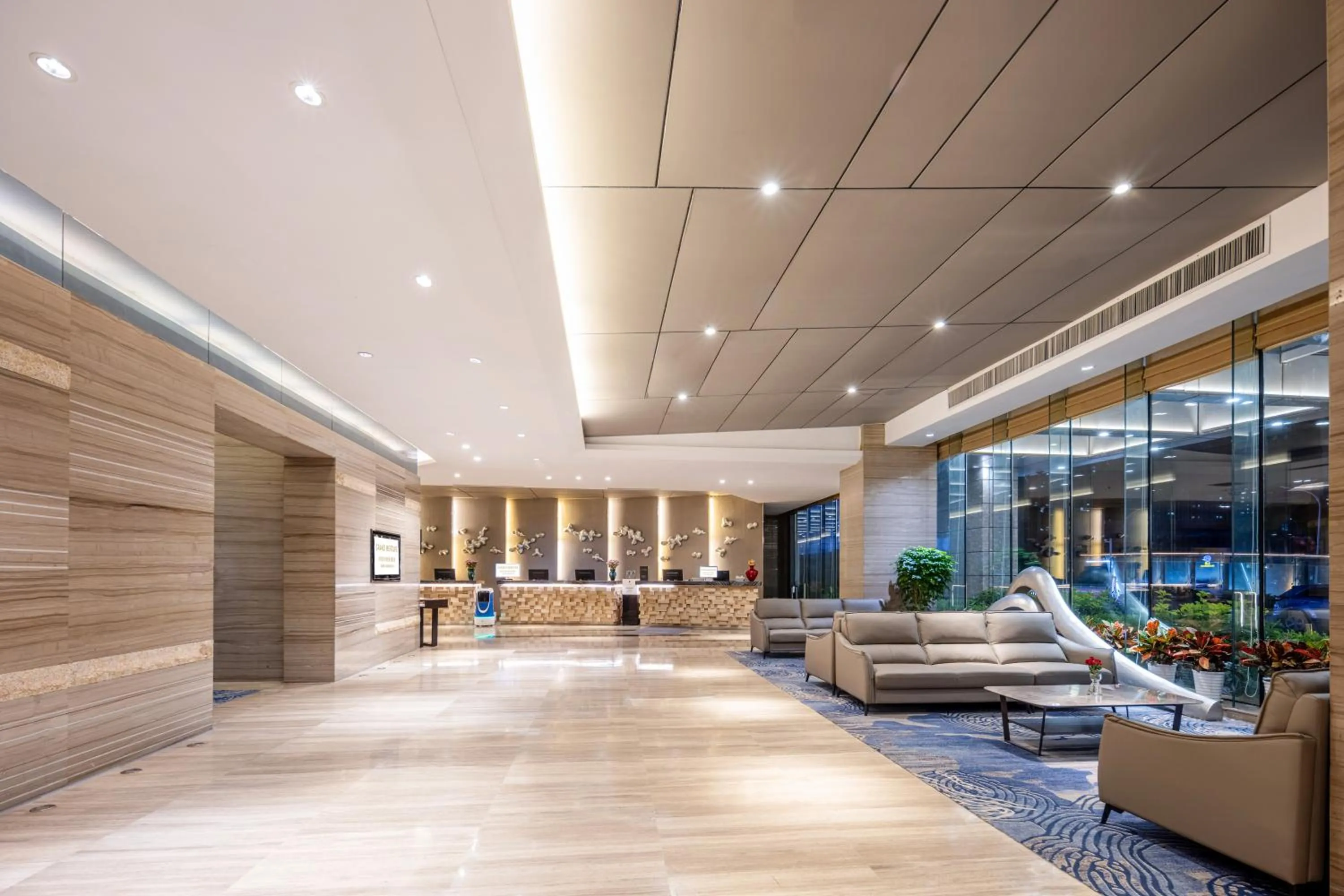 Lobby or reception in Grand Mercure Jinan Sunshine