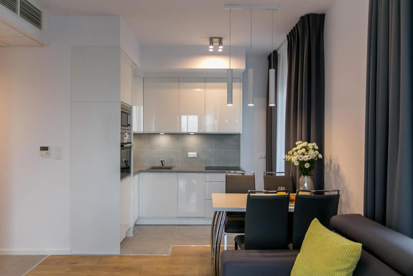 Seating area in Varsovia Apartamenty Kasprzaka