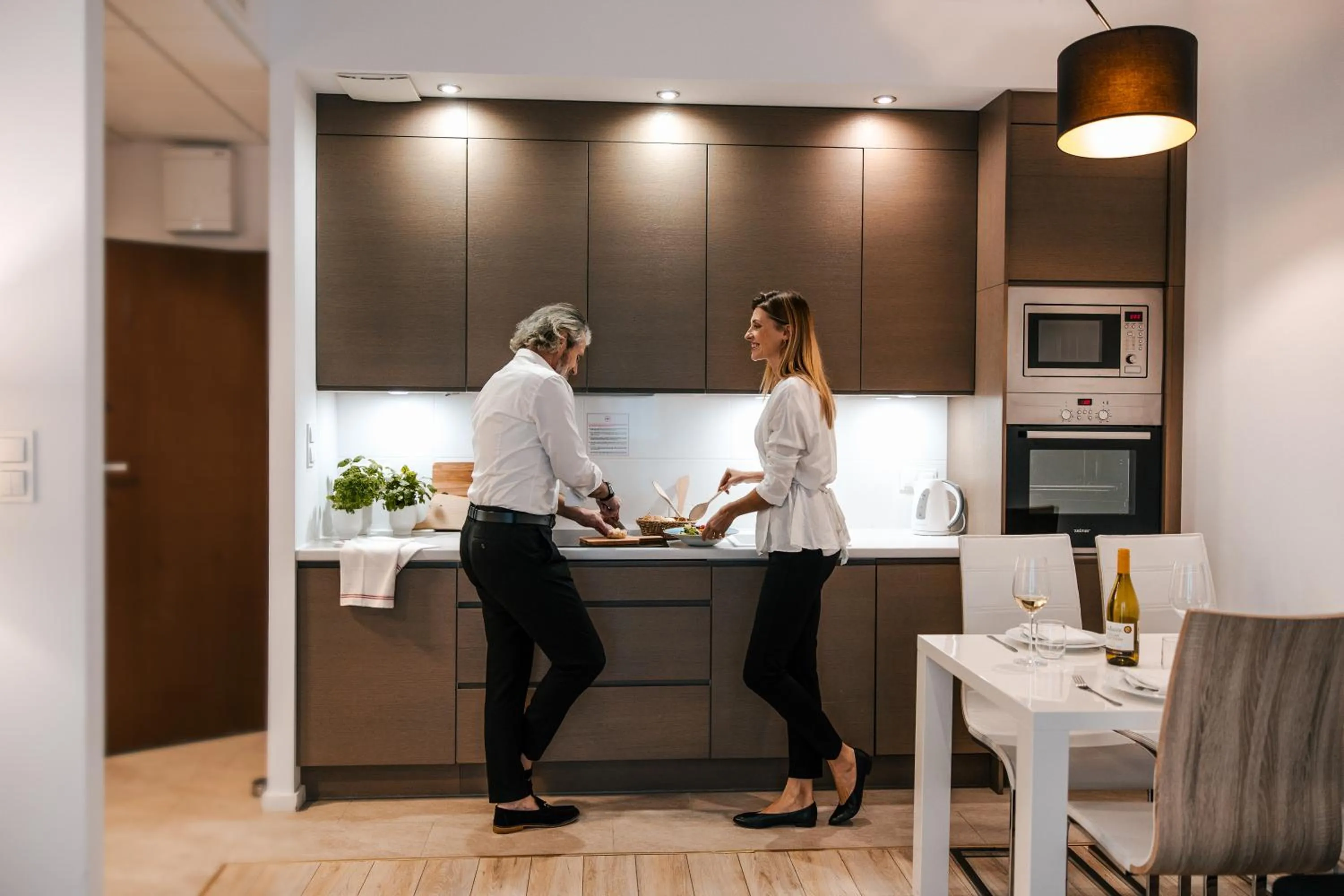 Kitchen or kitchenette in Varsovia Apartamenty Kasprzaka