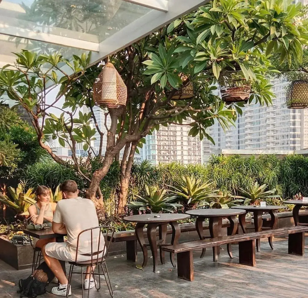 Restaurant/places to eat in Rasuna Icon Hotel Restaurant/places to eat in Rasuna Icon Hotel