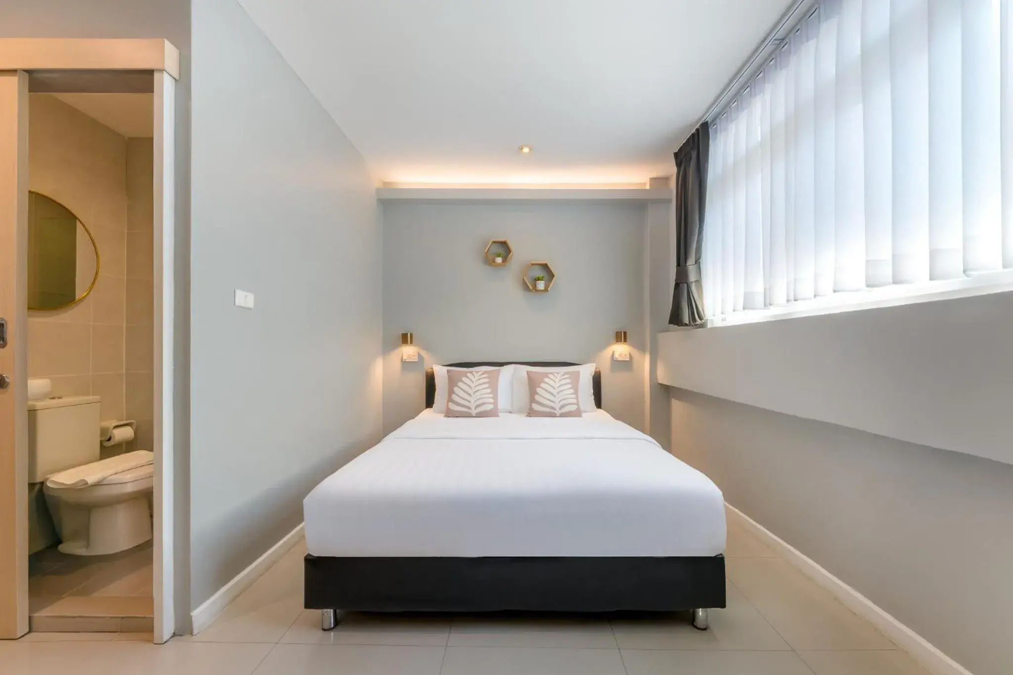 Bedroom, Bed in At Hua Lamphong Hotel Bedroom, Bed in At Hua Lamphong Hotel