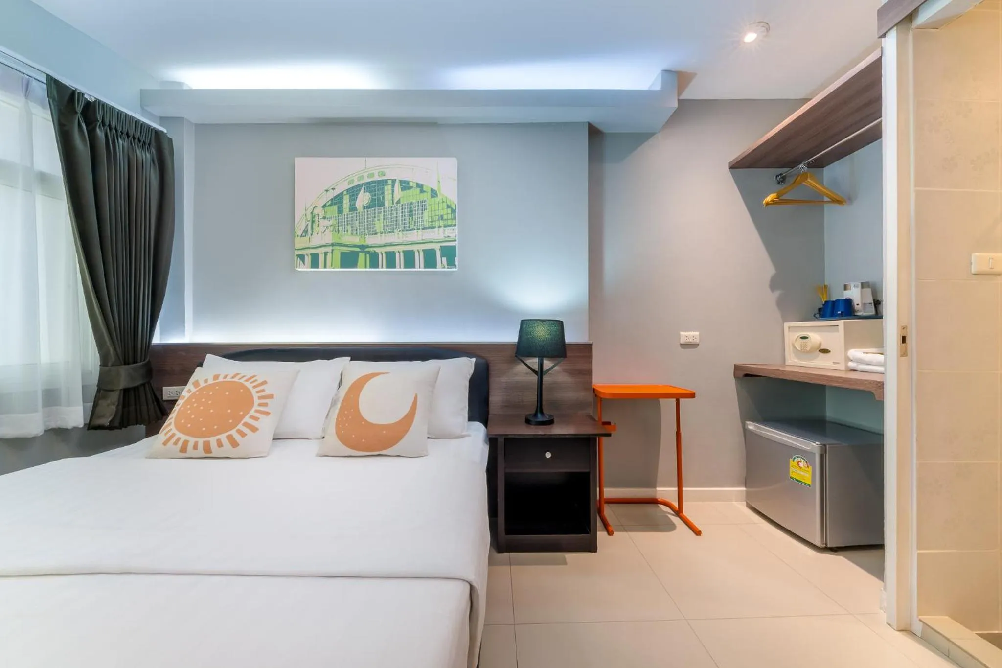 Bedroom, Bed in At Hua Lamphong Hotel