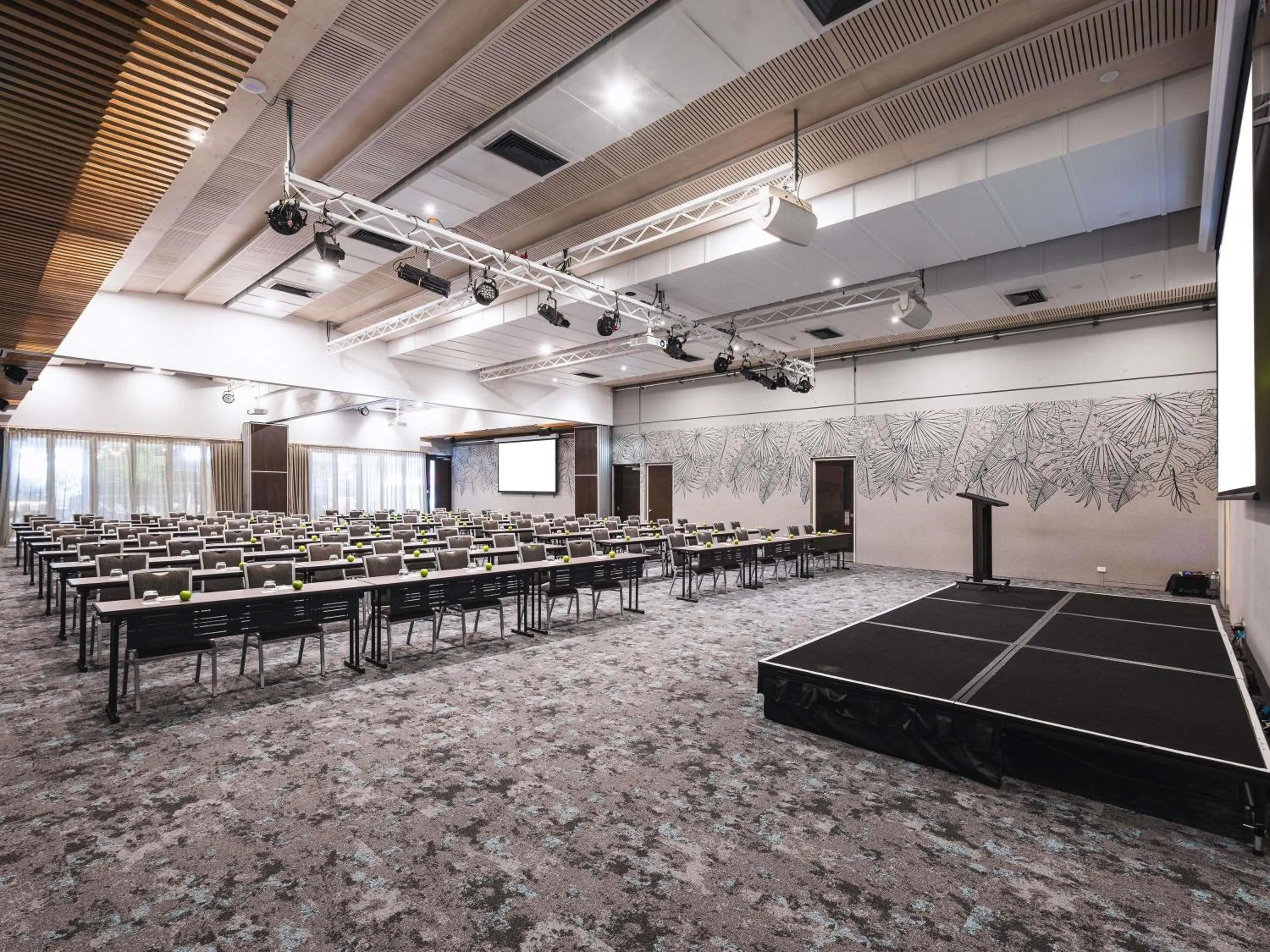 Meeting/conference room in Peppers Noosa Resort and Villas