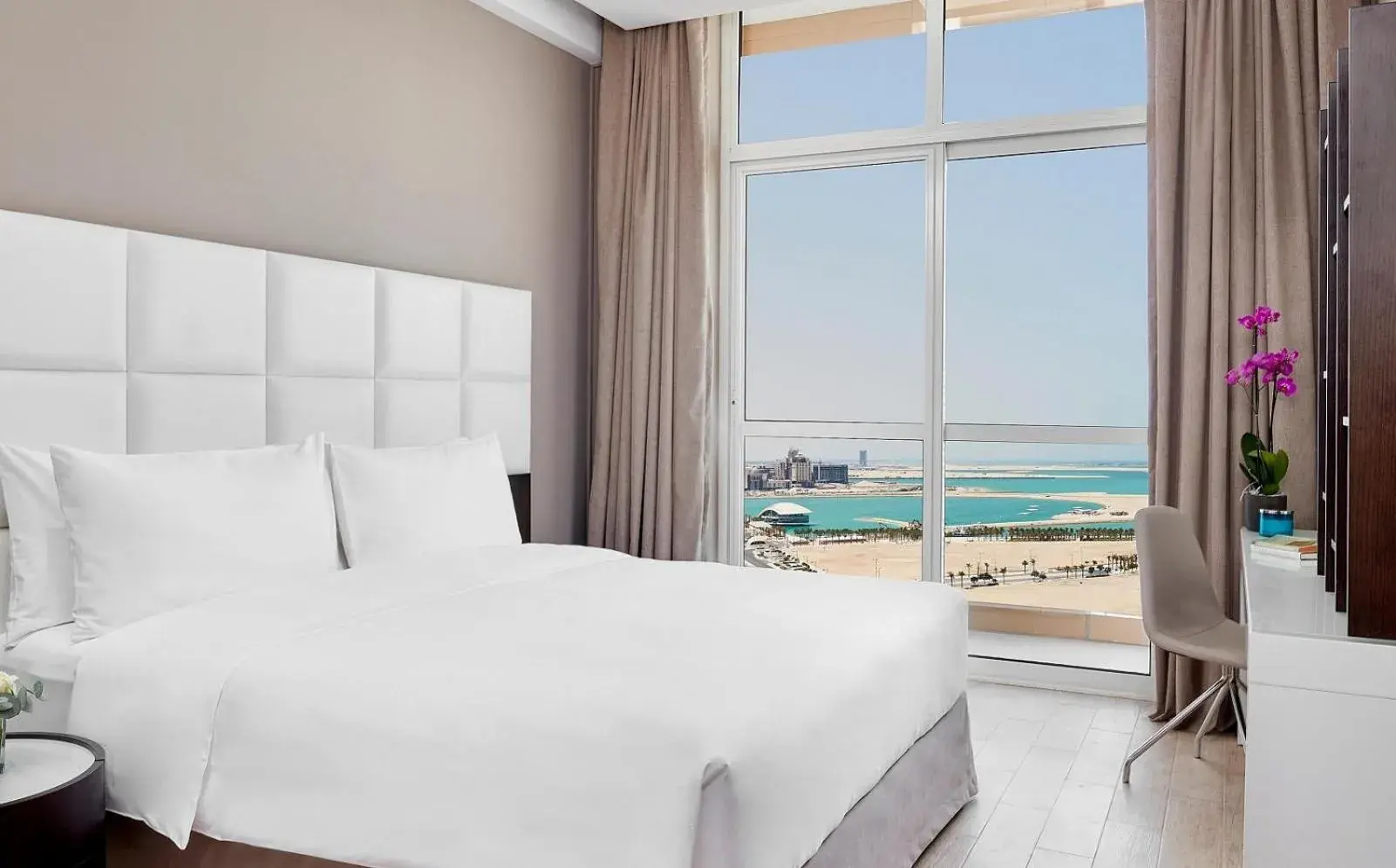 Bed in Staybridge Suites - Doha Lusail by IHG Bed in Staybridge Suites - Doha Lusail by IHG