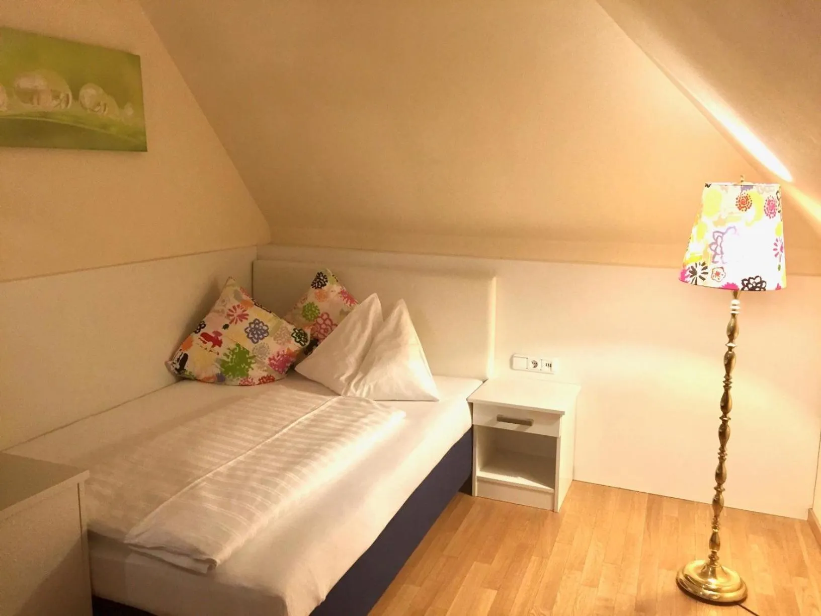 Bed in Hotel Restaurant Häupl