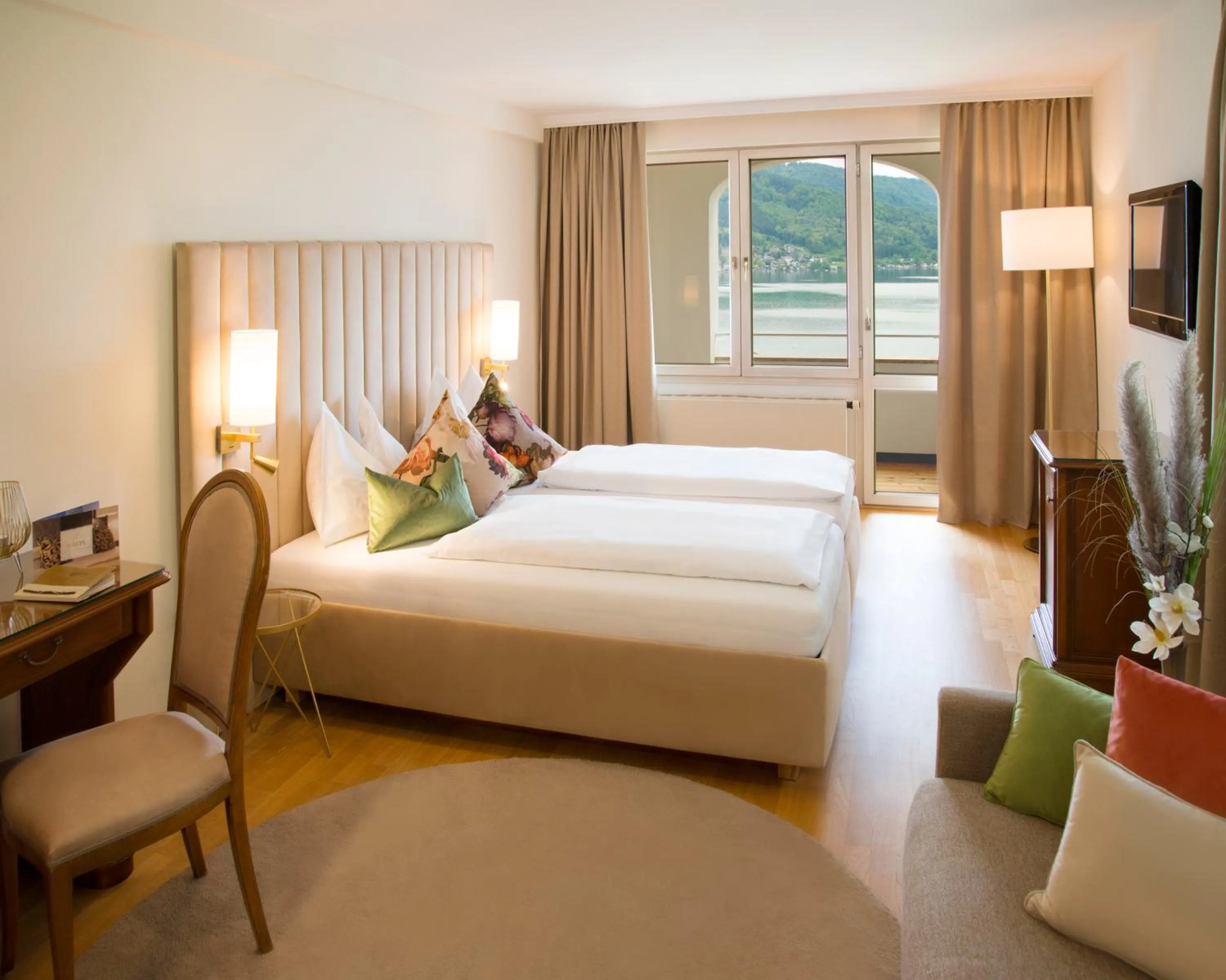 Bed in Hotel Restaurant Häupl