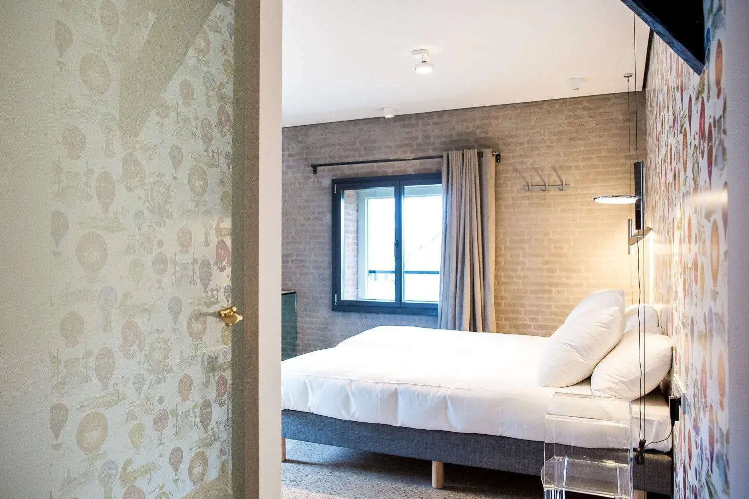 Bed in Hotel Napoleonschuur