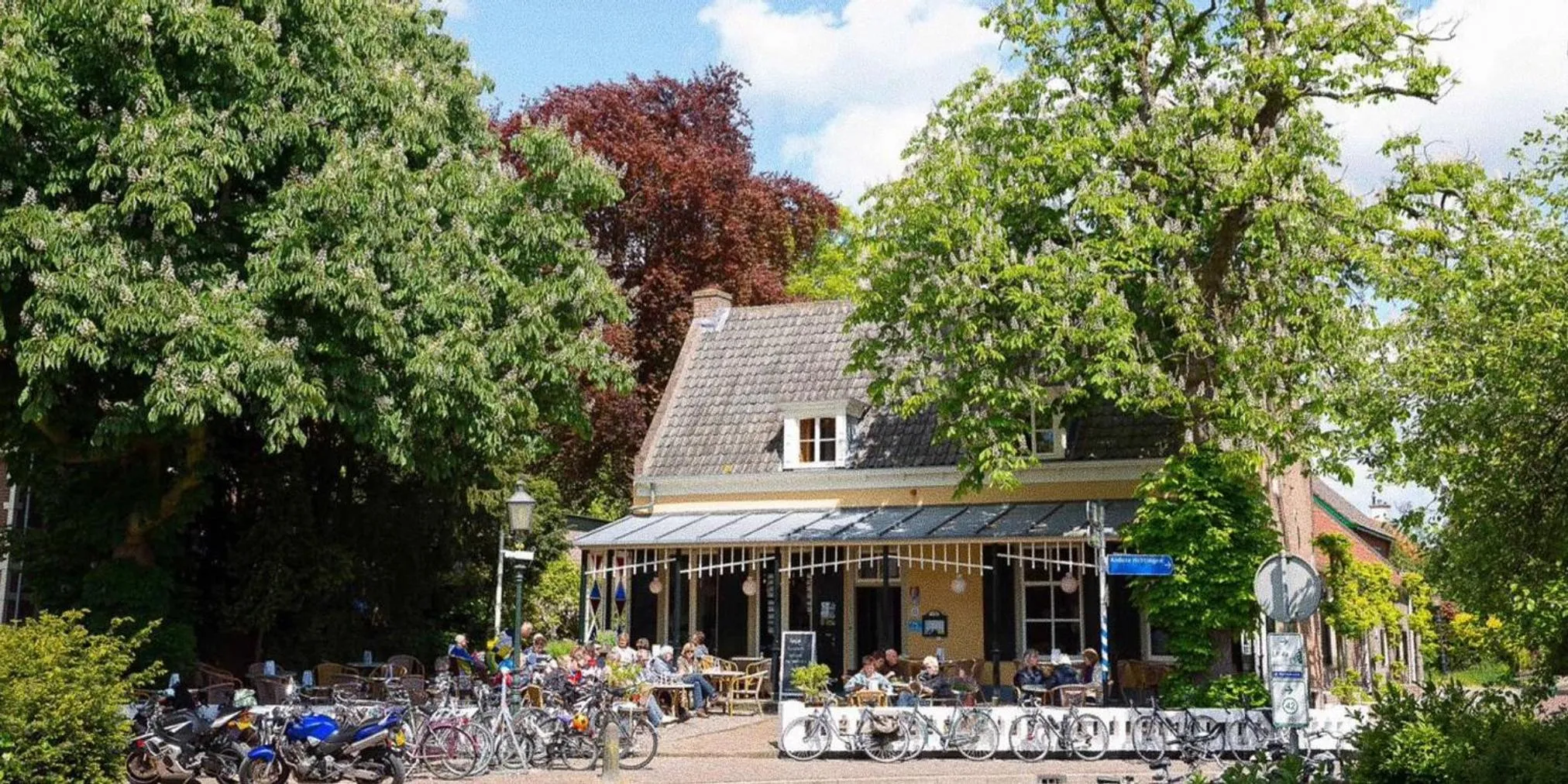 Food and drinks in Hotel Napoleonschuur