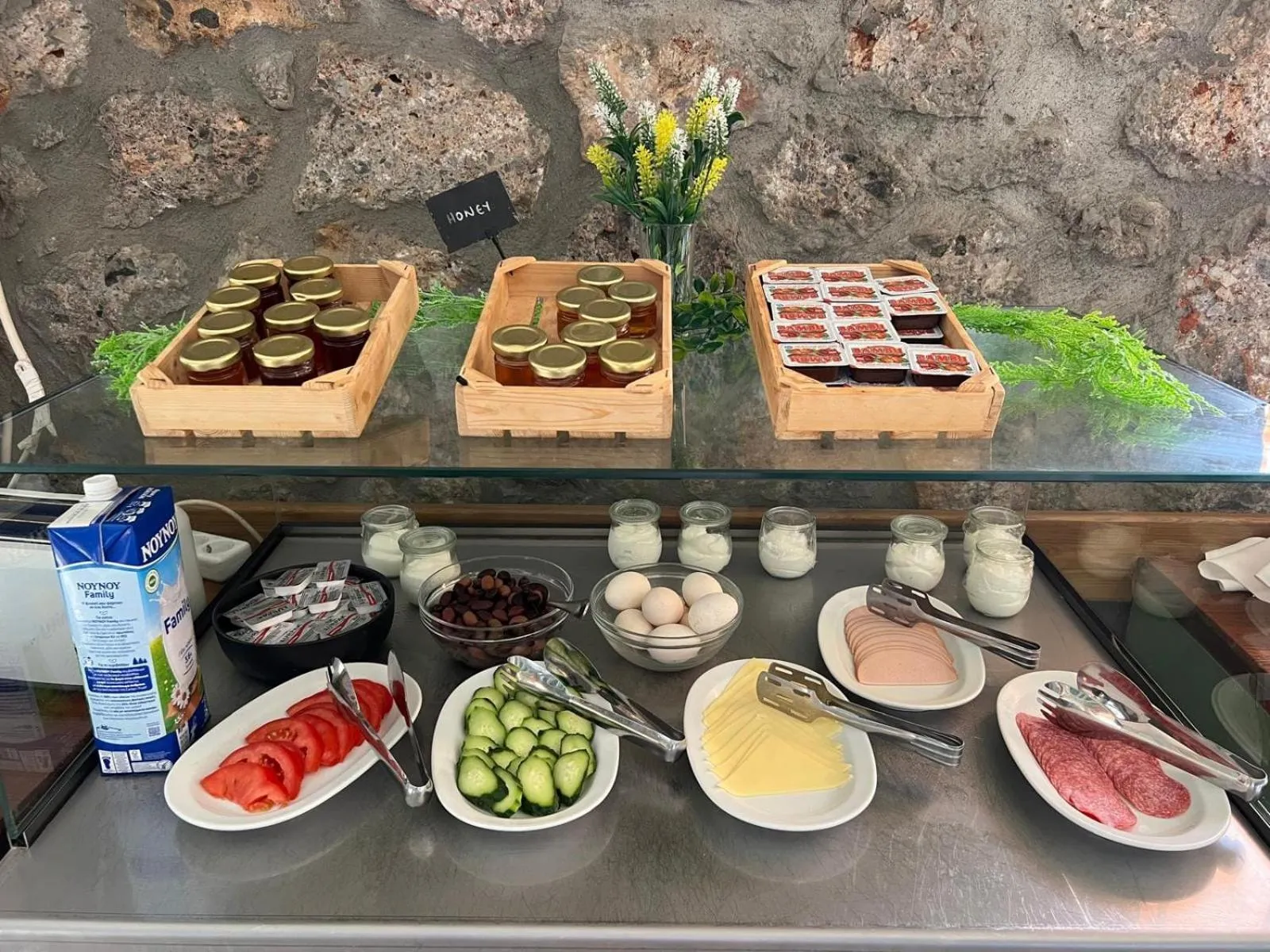 Breakfast, Food in Naiades Almiros Hotel