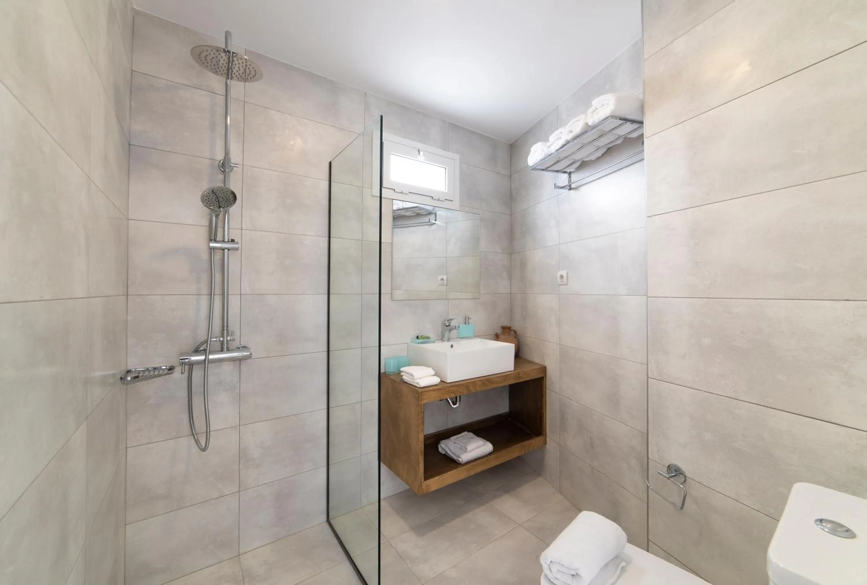 Bathroom in Naiades Almiros Hotel