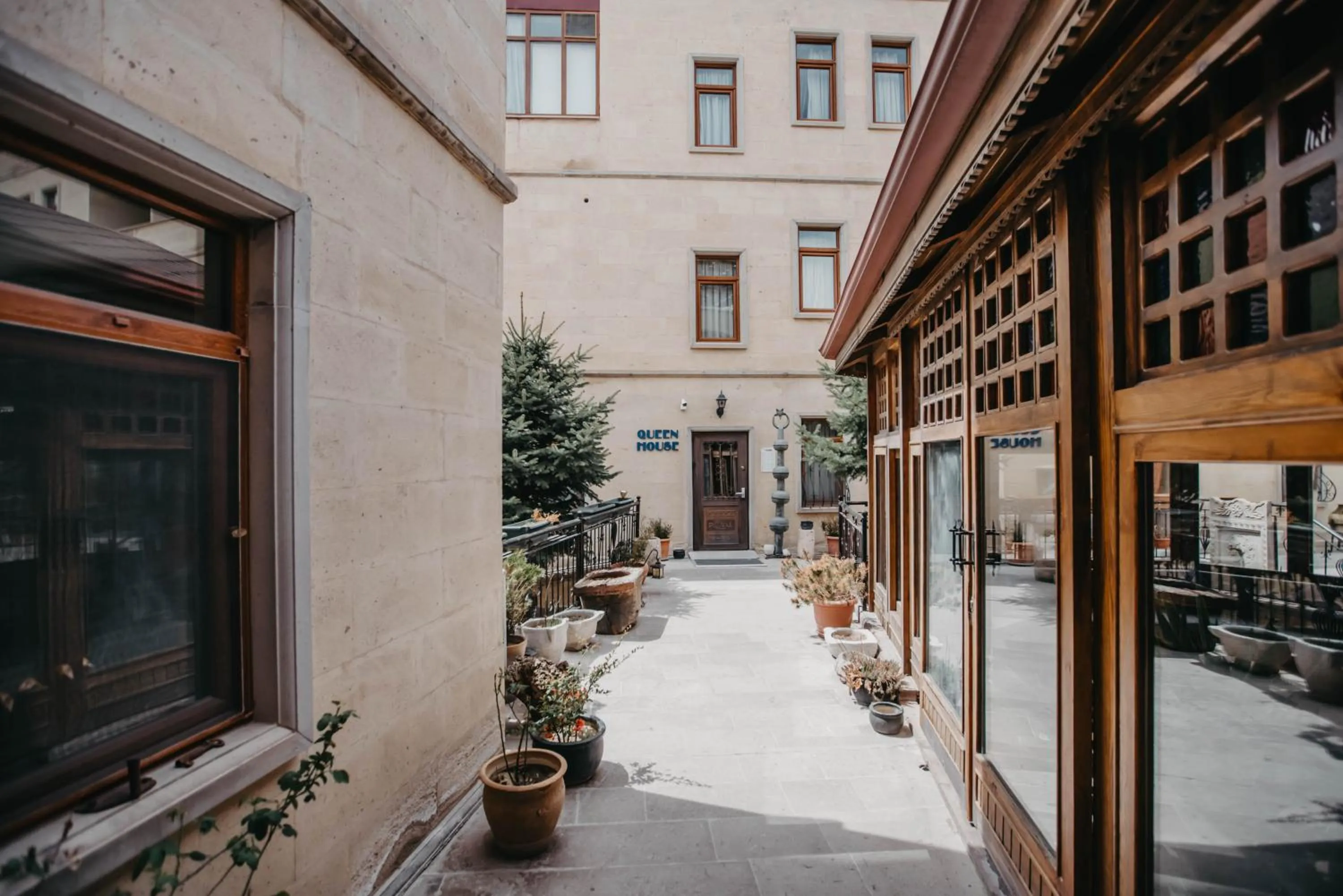 Garden in Royal Stone Houses - Goreme
