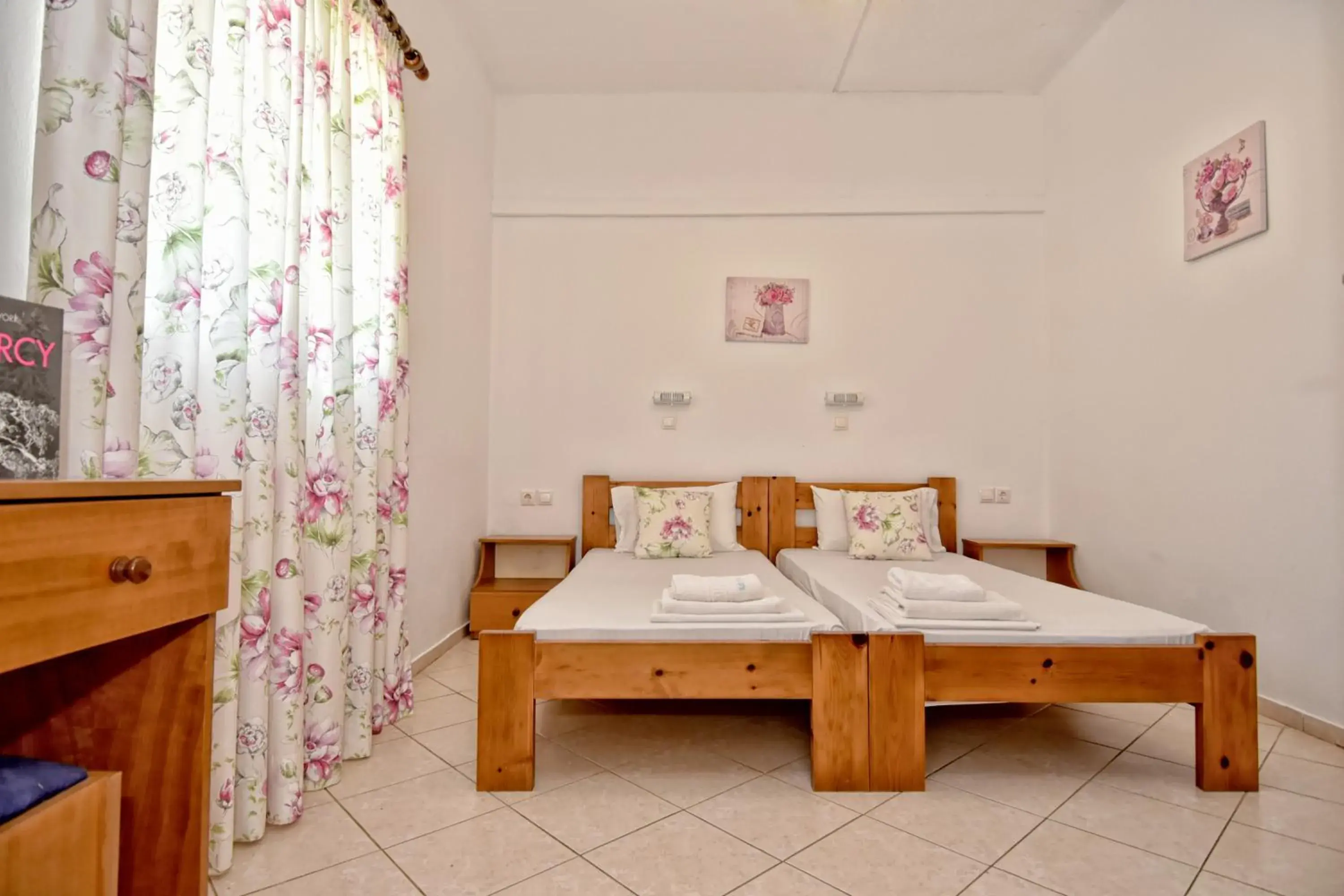 Bed in Kasapakis Hotel & Apartments Bed in Kasapakis Hotel & Apartments