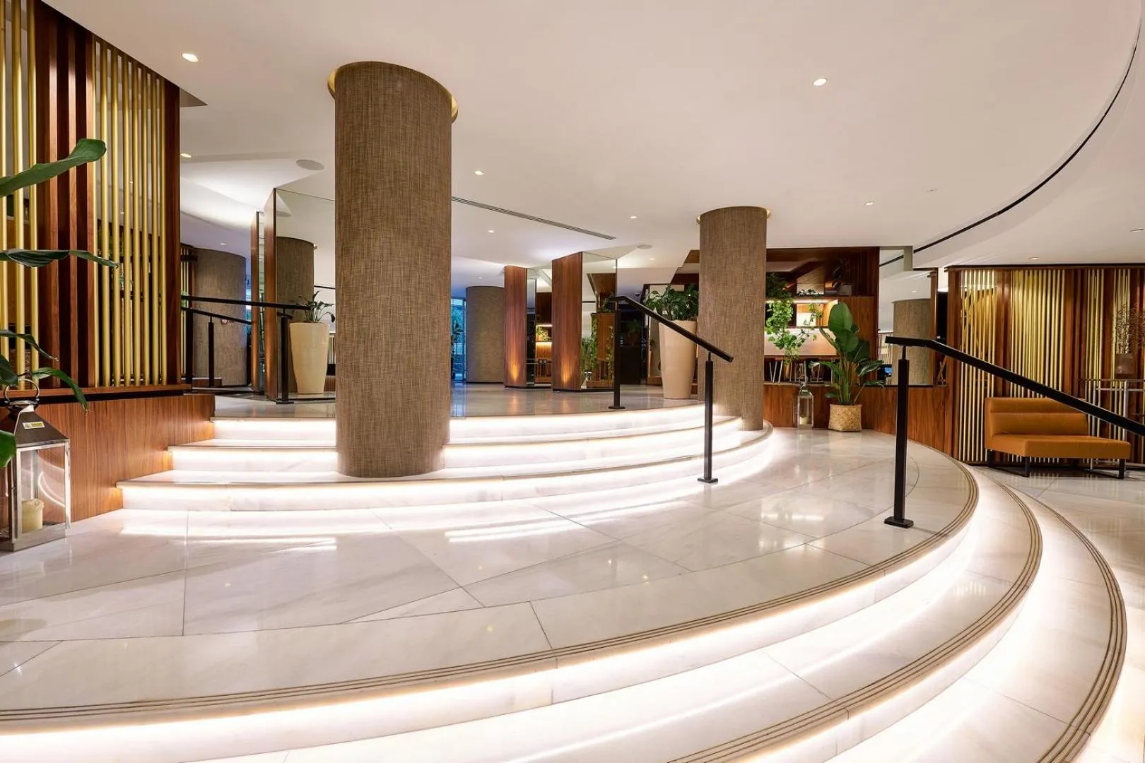Lobby or reception in Meliá White House Hotel Apartments