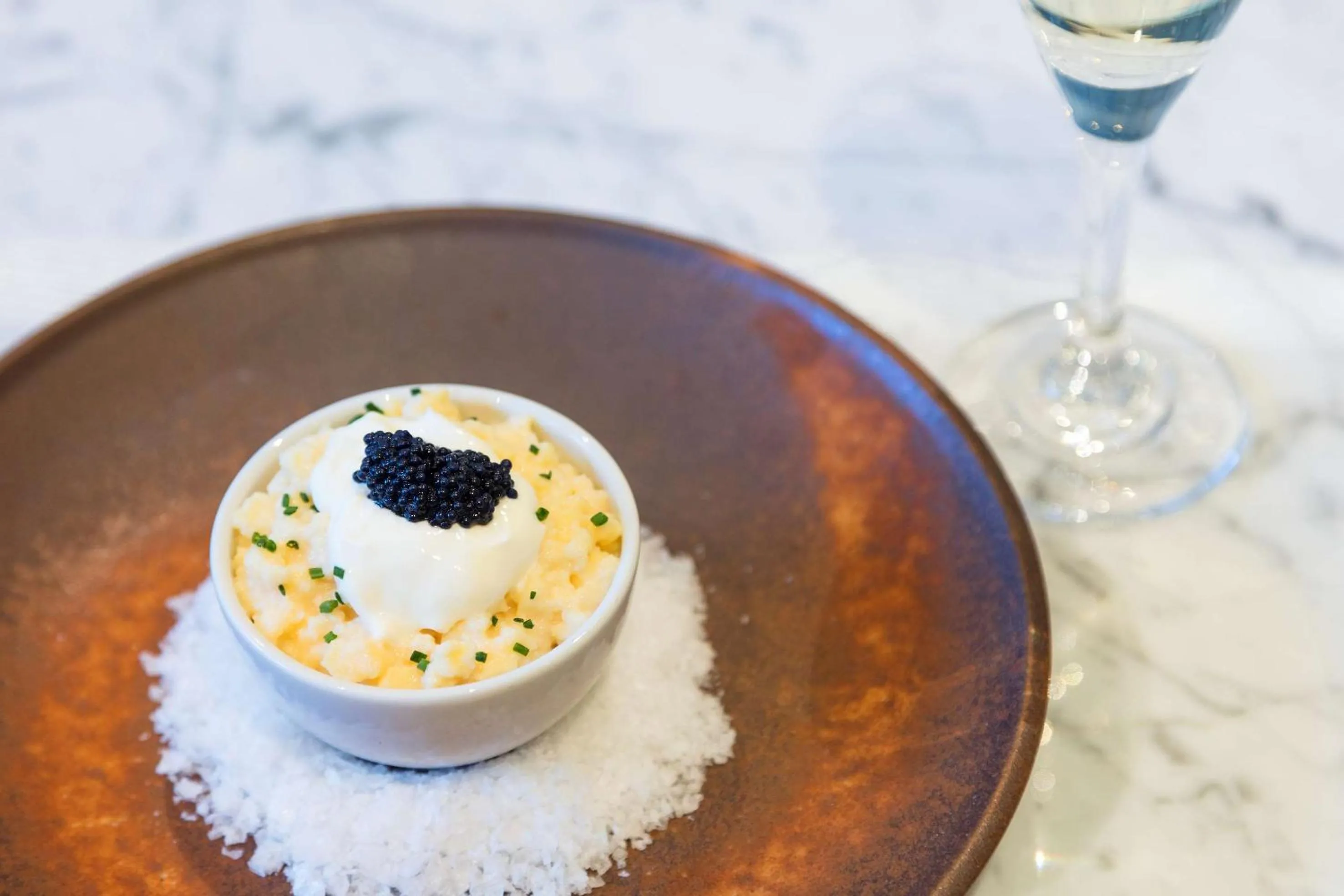 Lounge or bar in Meliá White House Hotel Apartments