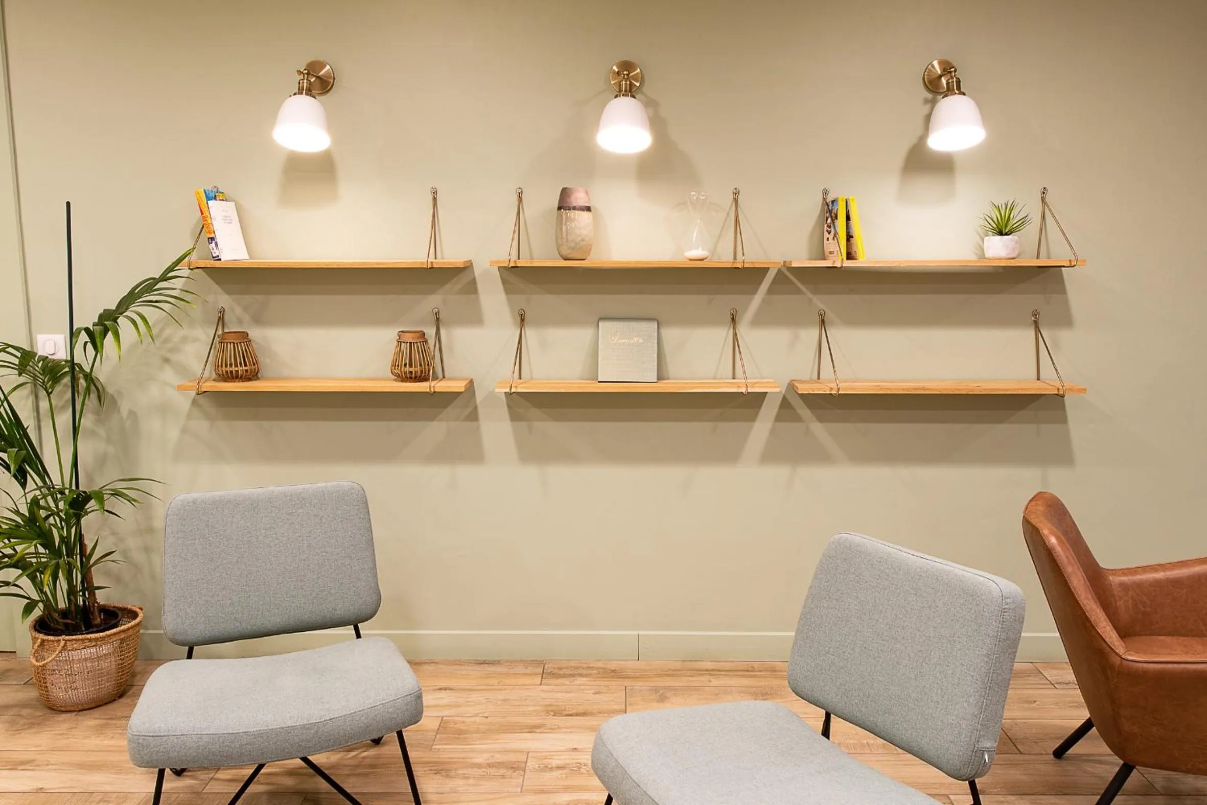 Lounge or bar in Hôtel du Beffroi Gravelines Dunkerque