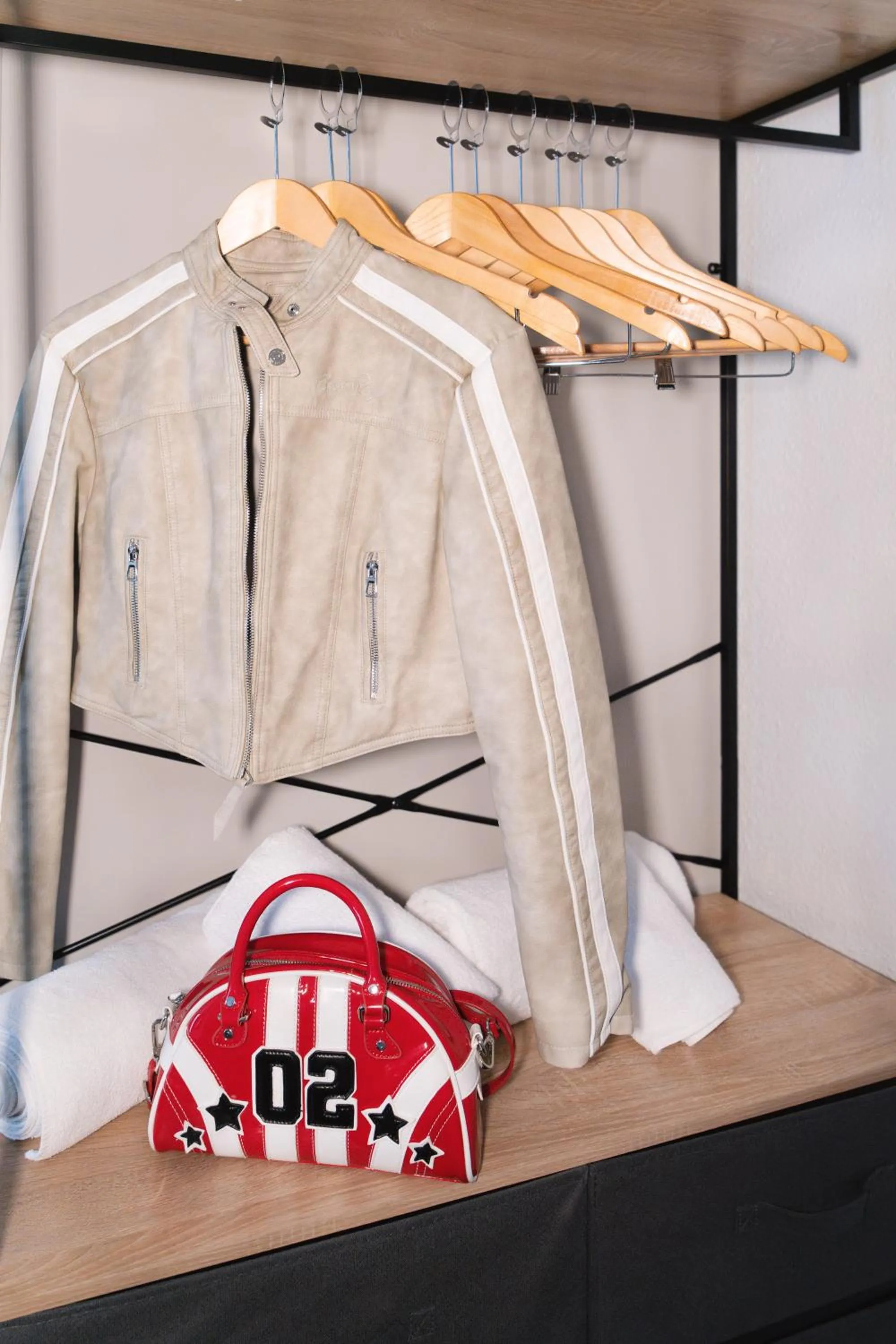 wardrobe in Hôtel du Beffroi Gravelines Dunkerque