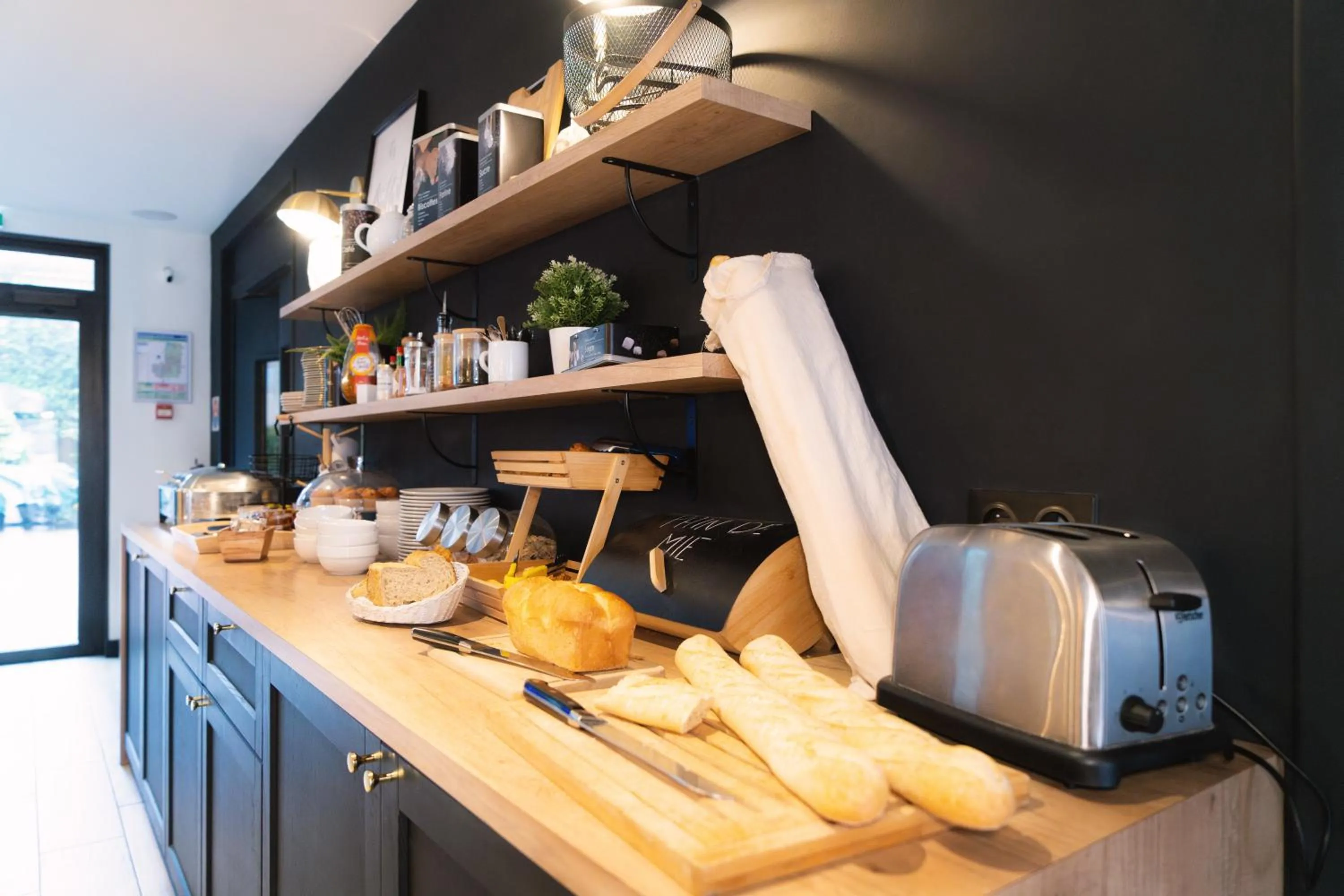 Breakfast in Hôtel du Beffroi Gravelines Dunkerque