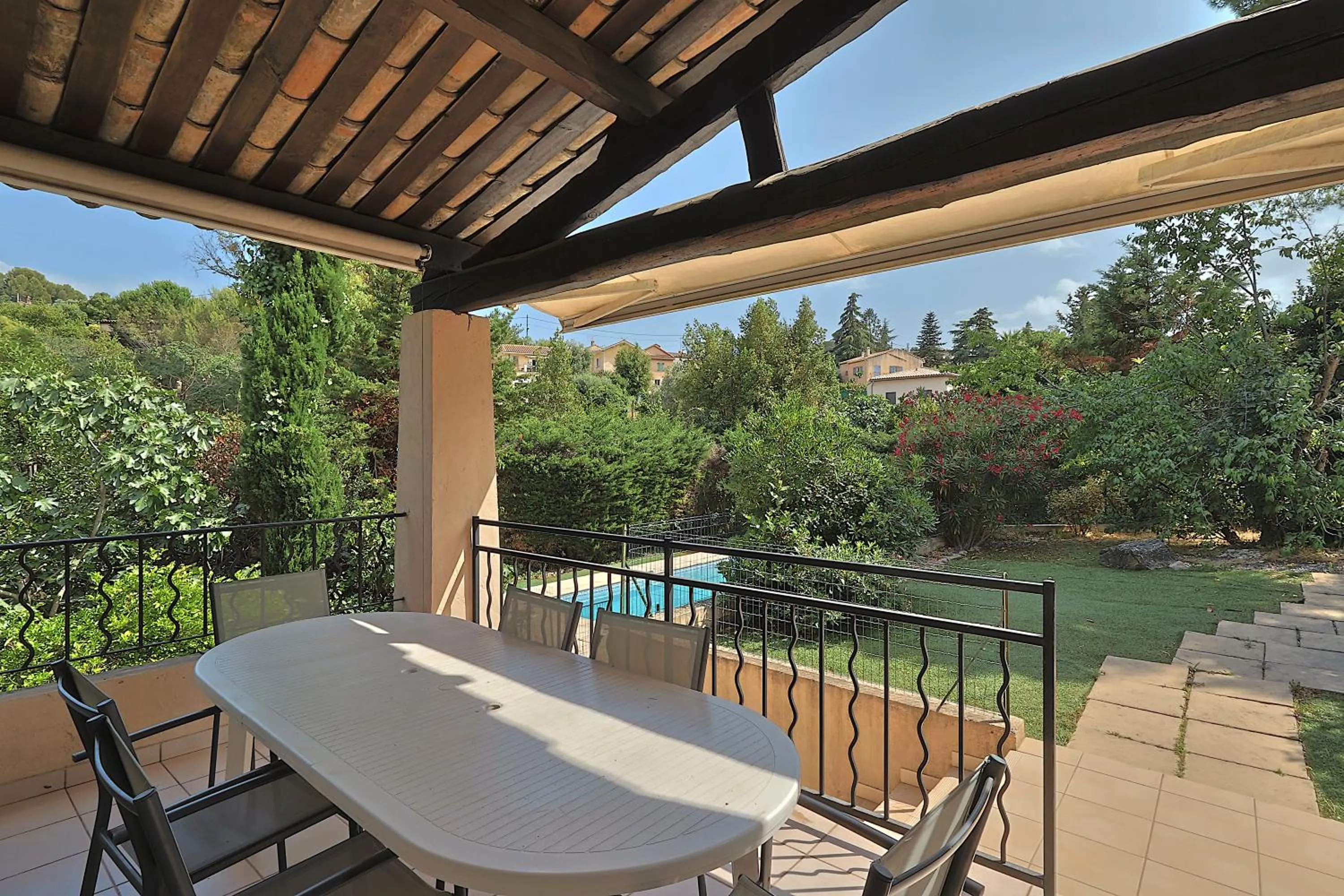 Villa climatisée de 195 m2 avec piscine privée