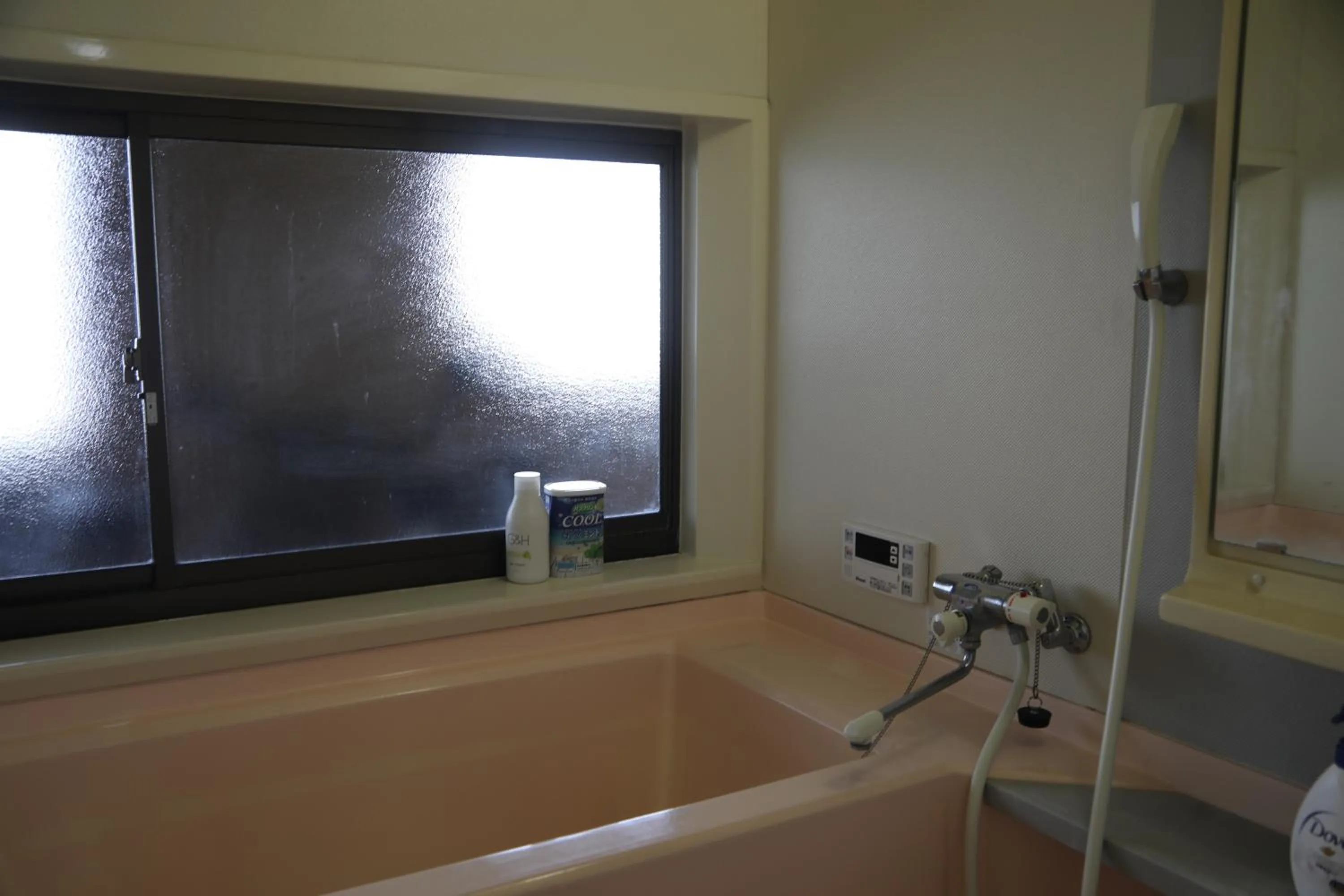 Shower in Guesthouse Omihachiman