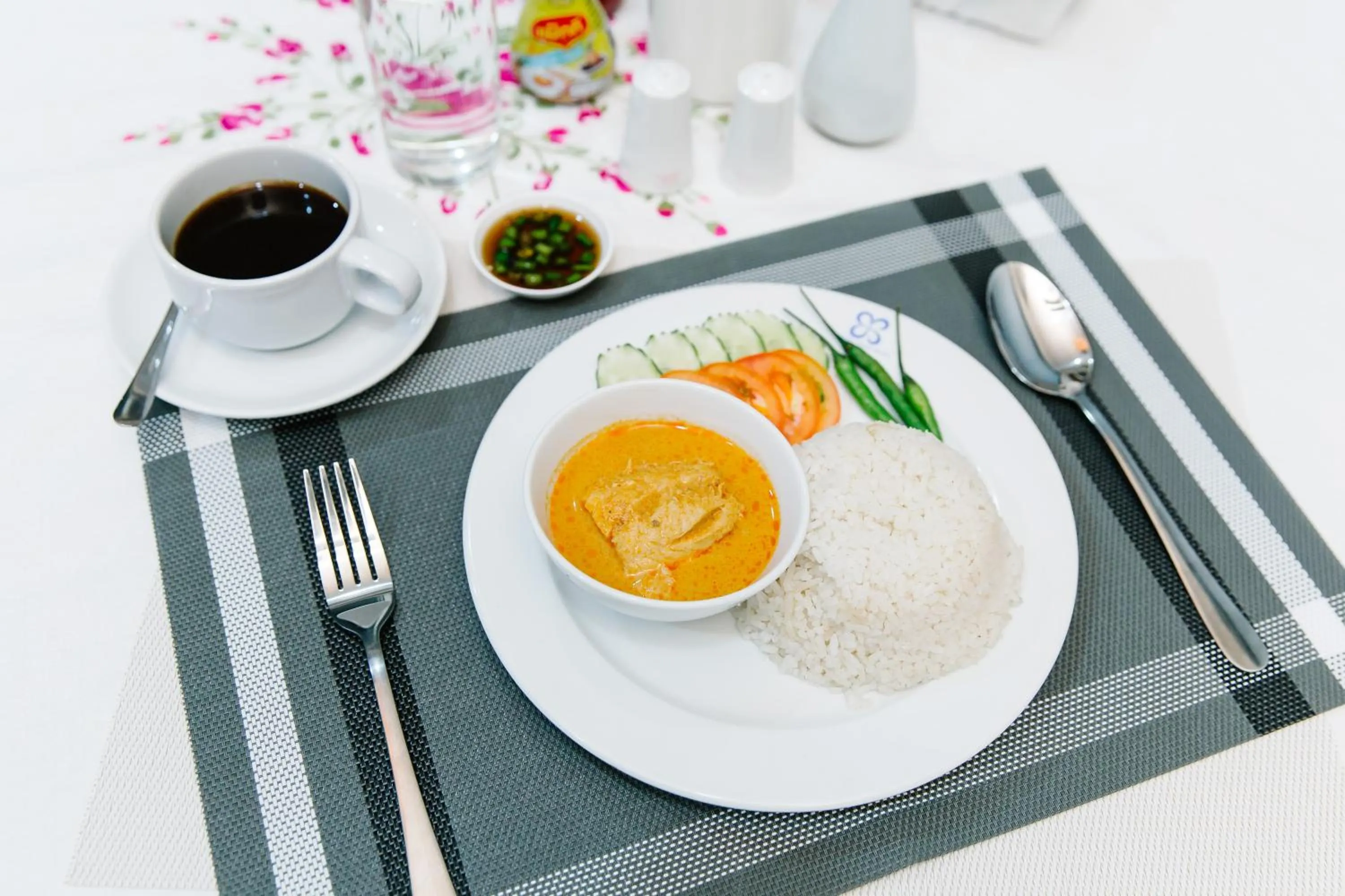 Food close-up in Sinkiat Thani Hotel