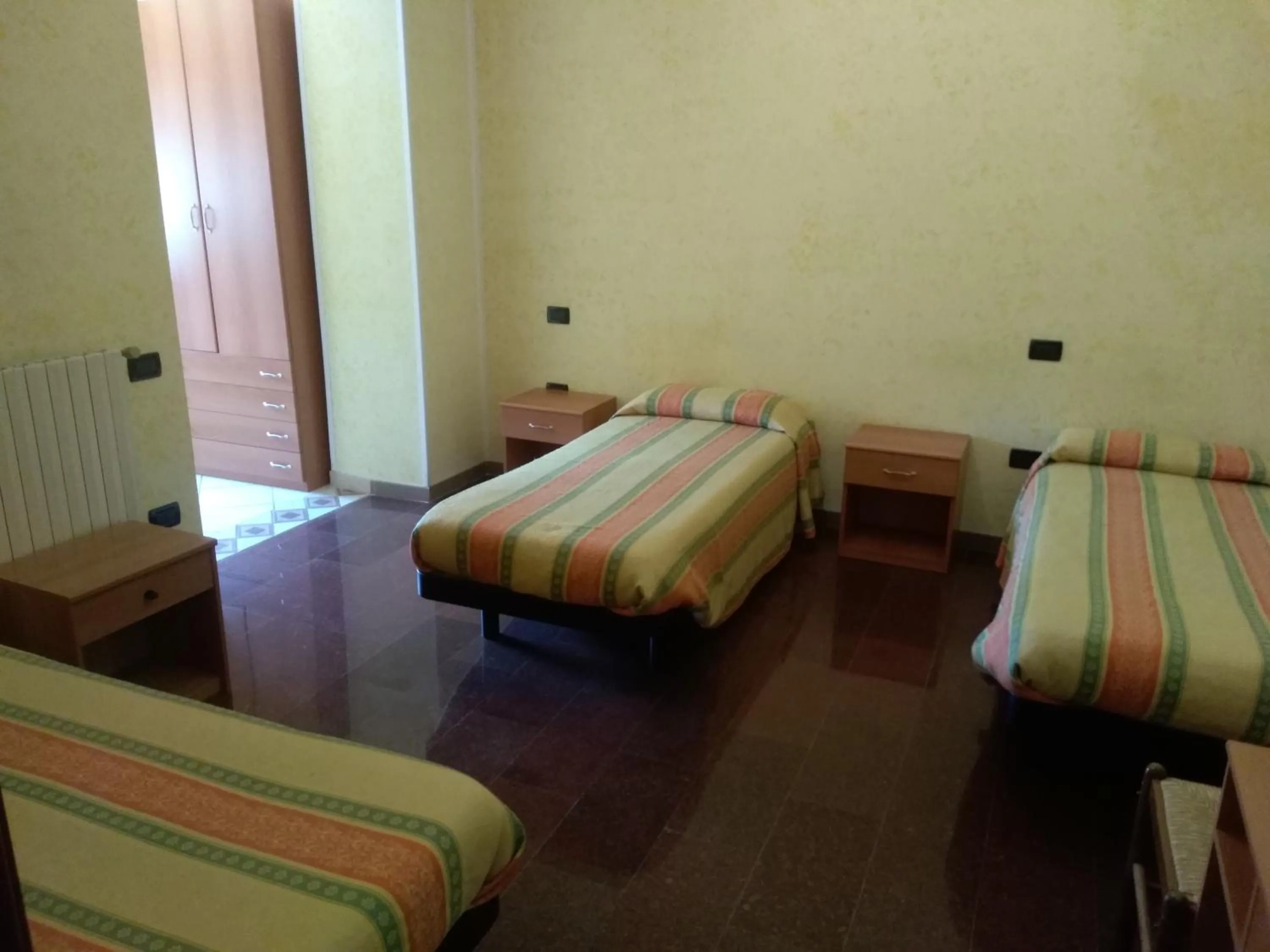 Deluxe Room (2 Adults + 1 Child) - single occupancy in Hotel Grazia Ristorante