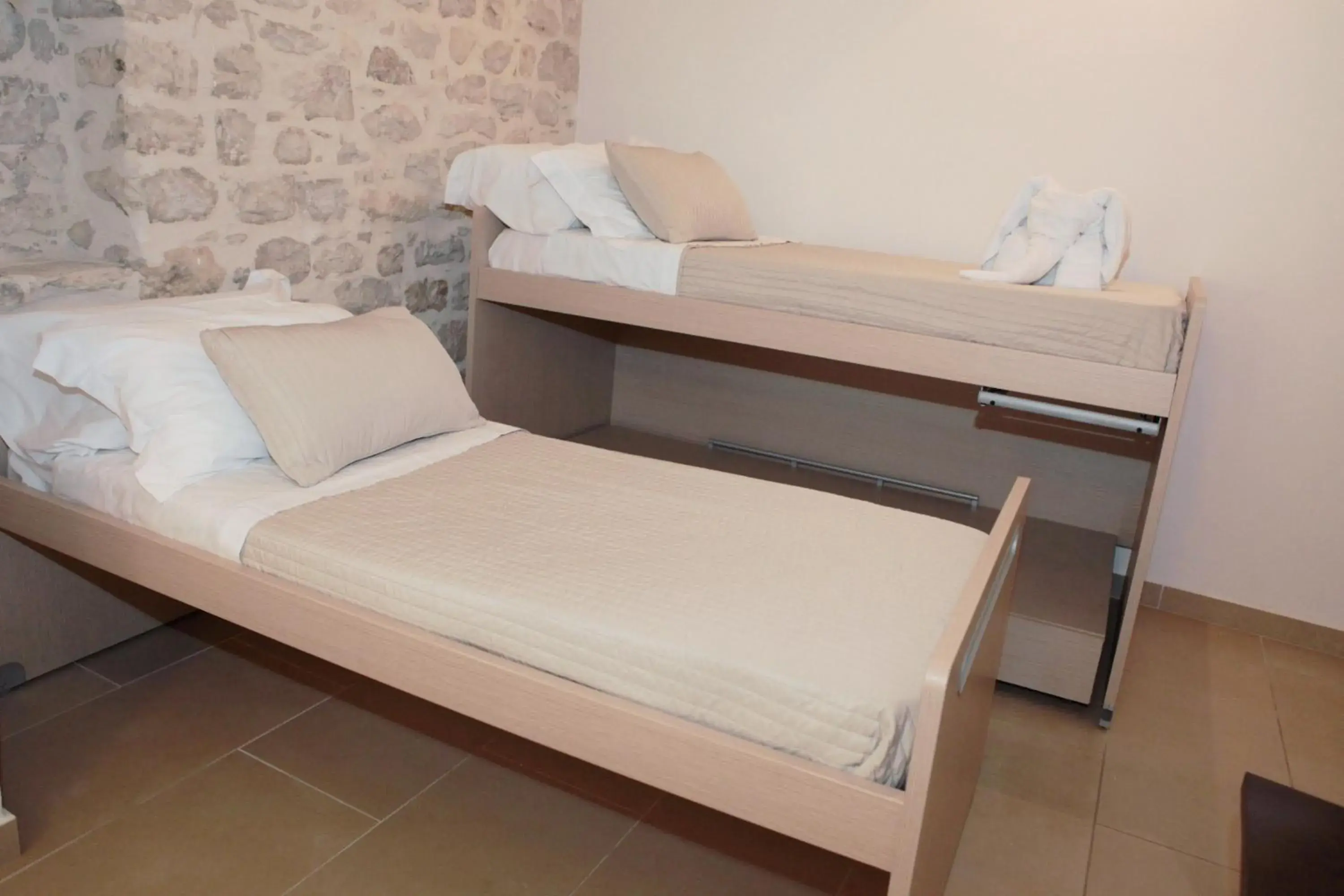 Quadruple Room in La Corte Di Ibla Quadruple Room in La Corte Di Ibla