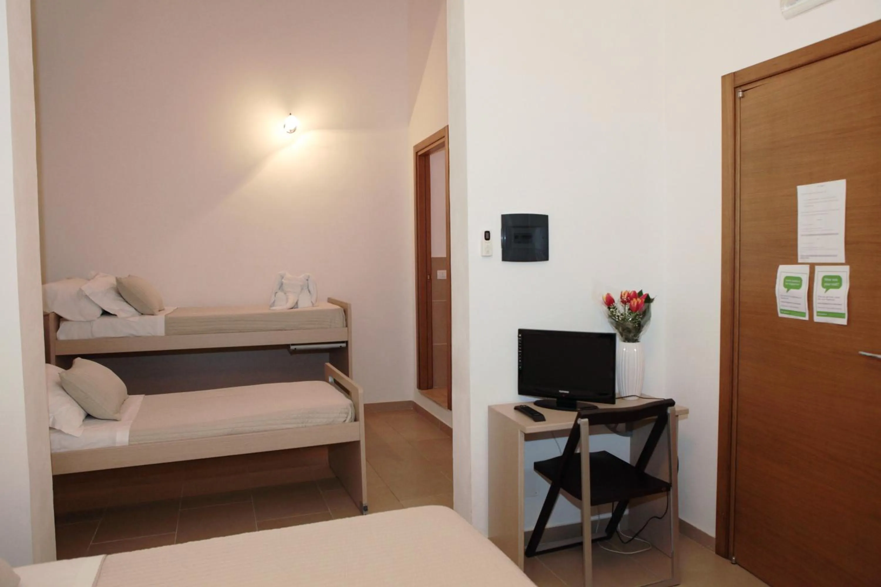 bunk bed, Bed in La Corte Di Ibla