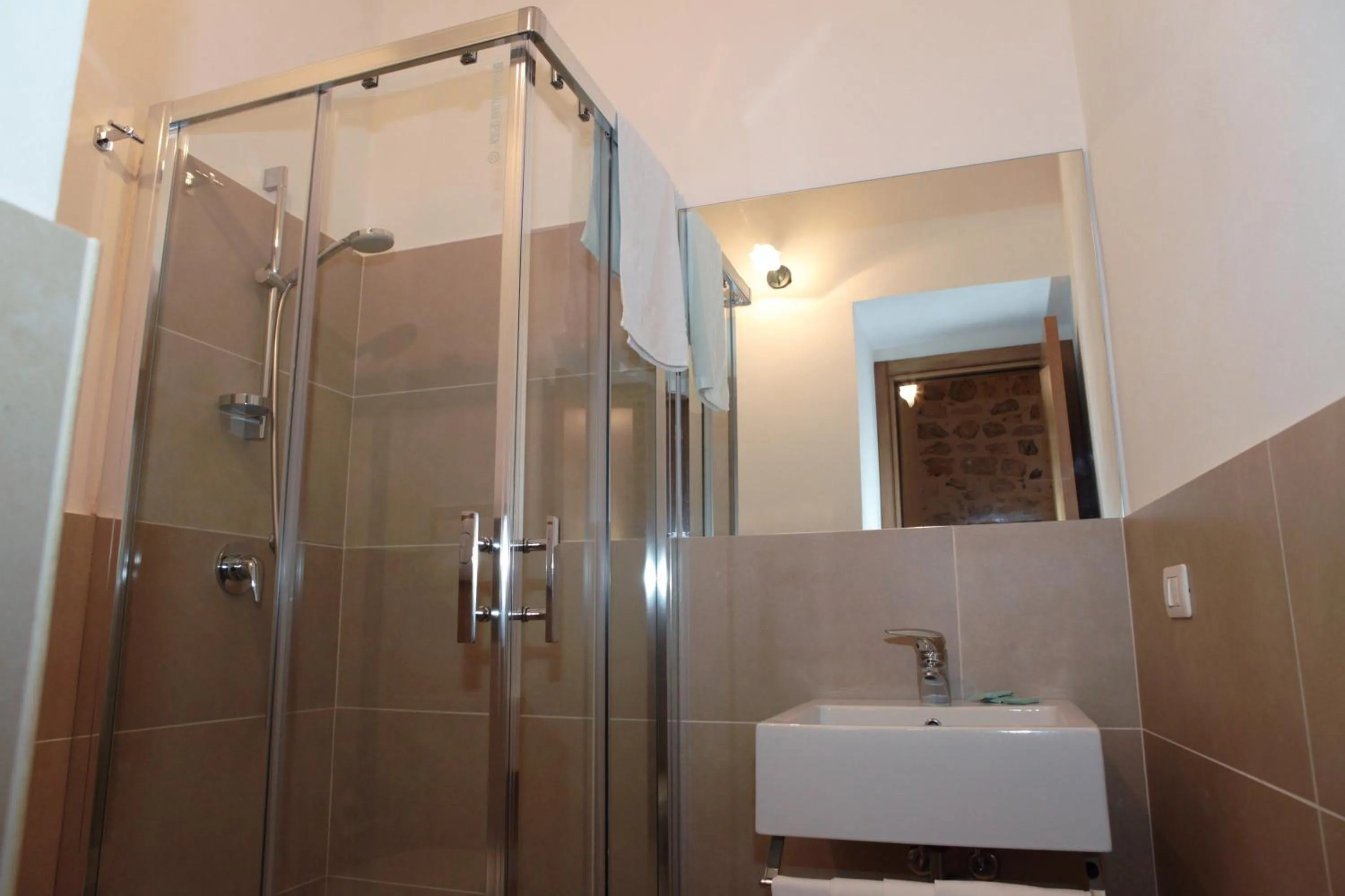 Bathroom in La Corte Di Ibla